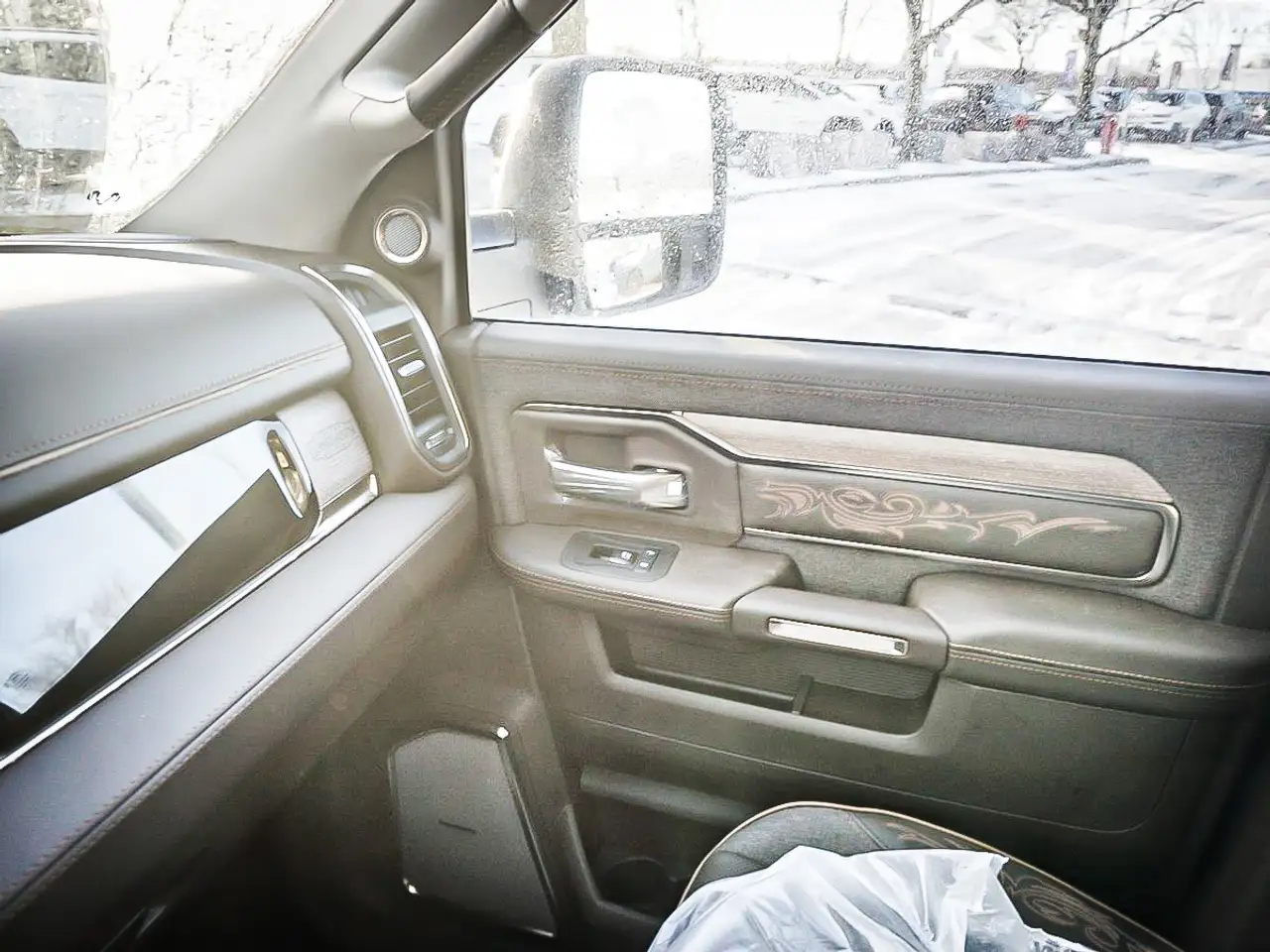 RAM 3500 снимка RAM 3500