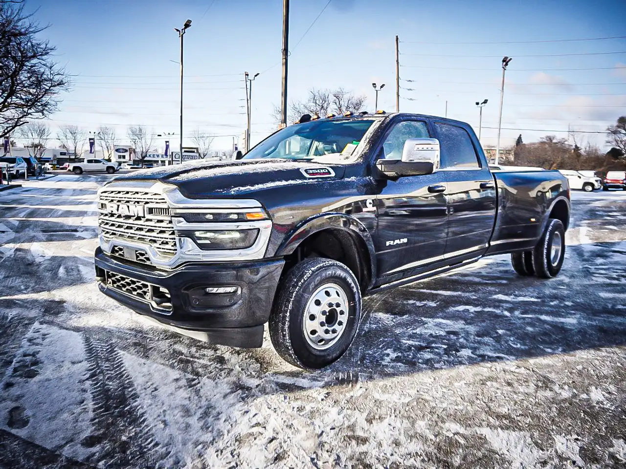 RAM 3500 снимка RAM 3500