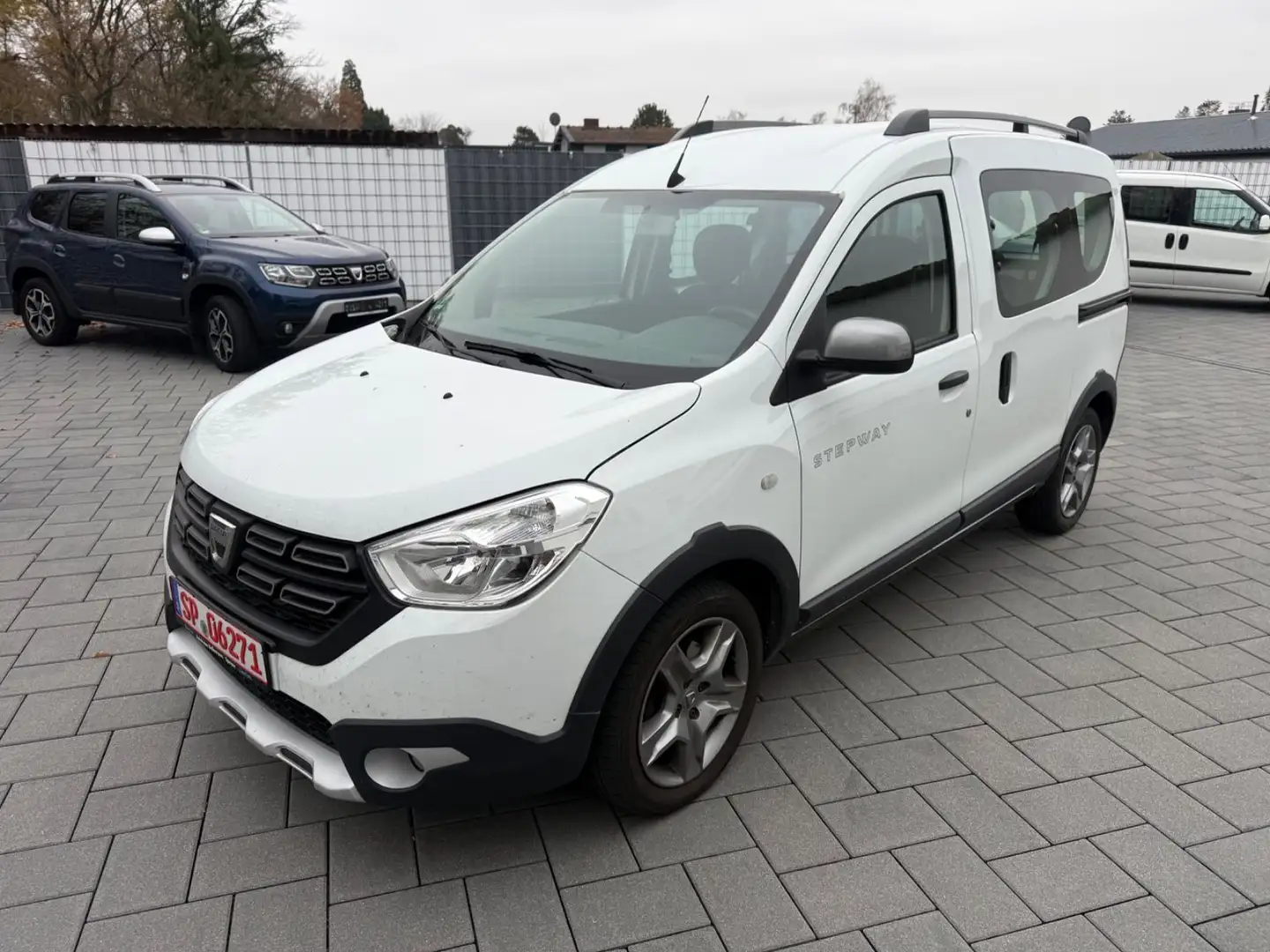 Dacia Dokker Stepway Plus"Motor Ruckelt" Weiß - 1
