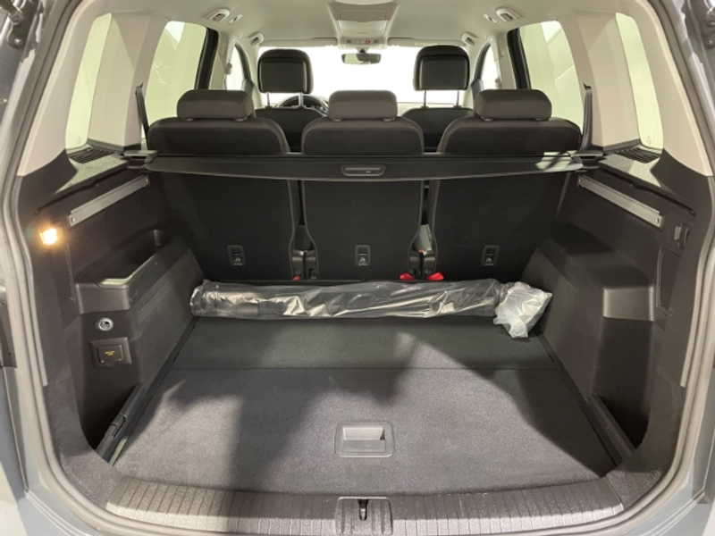 Volkswagen Touran 2.0 TDI DSG Comfortline  EU6d Navi LED ACC — photo 8