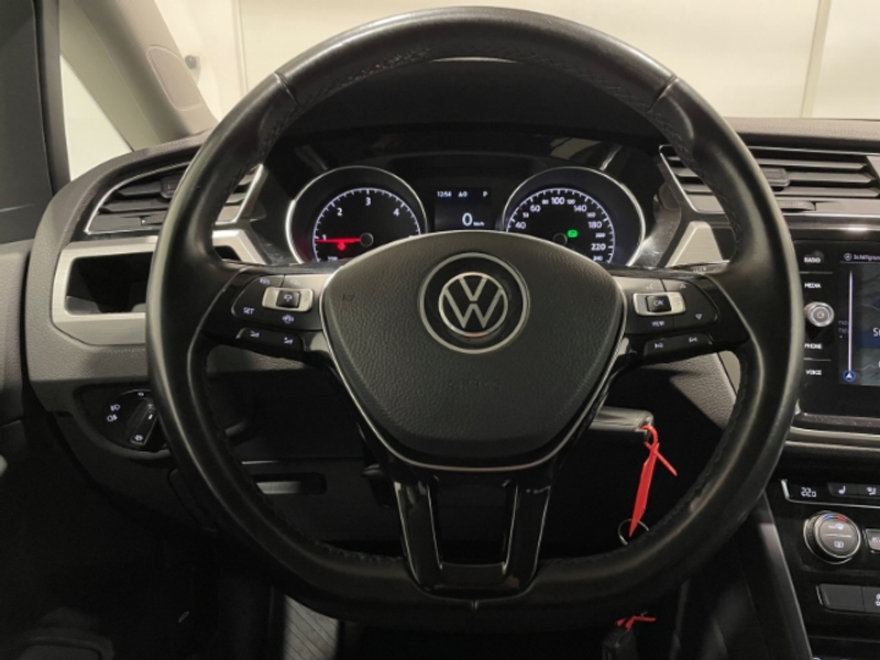 Volkswagen Touran 2.0 TDI DSG Comfortline  EU6d Navi LED ACC — photo 11