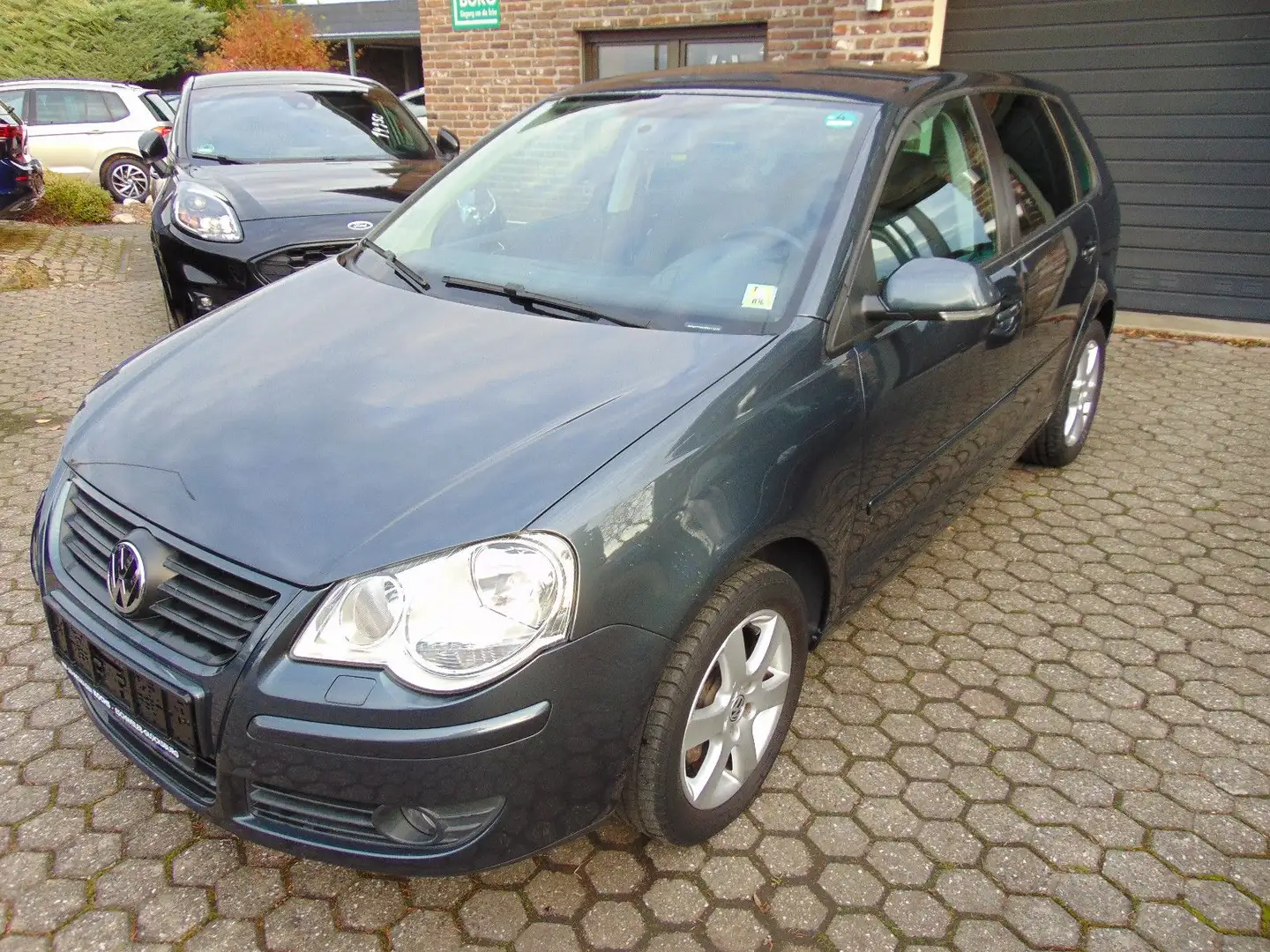 Volkswagen Polo 1.2 44kW United Grau - 1
