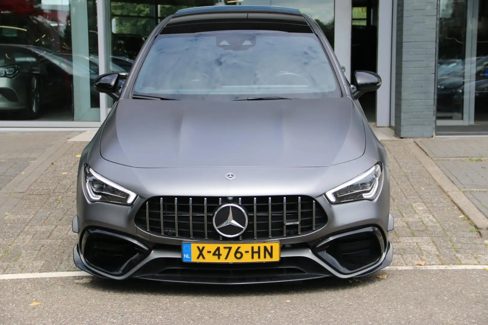 Mercedes-Benz CLA 45 AMG S 4MATIC+ Premium Plus PANO DEALER OND! Gris - 2