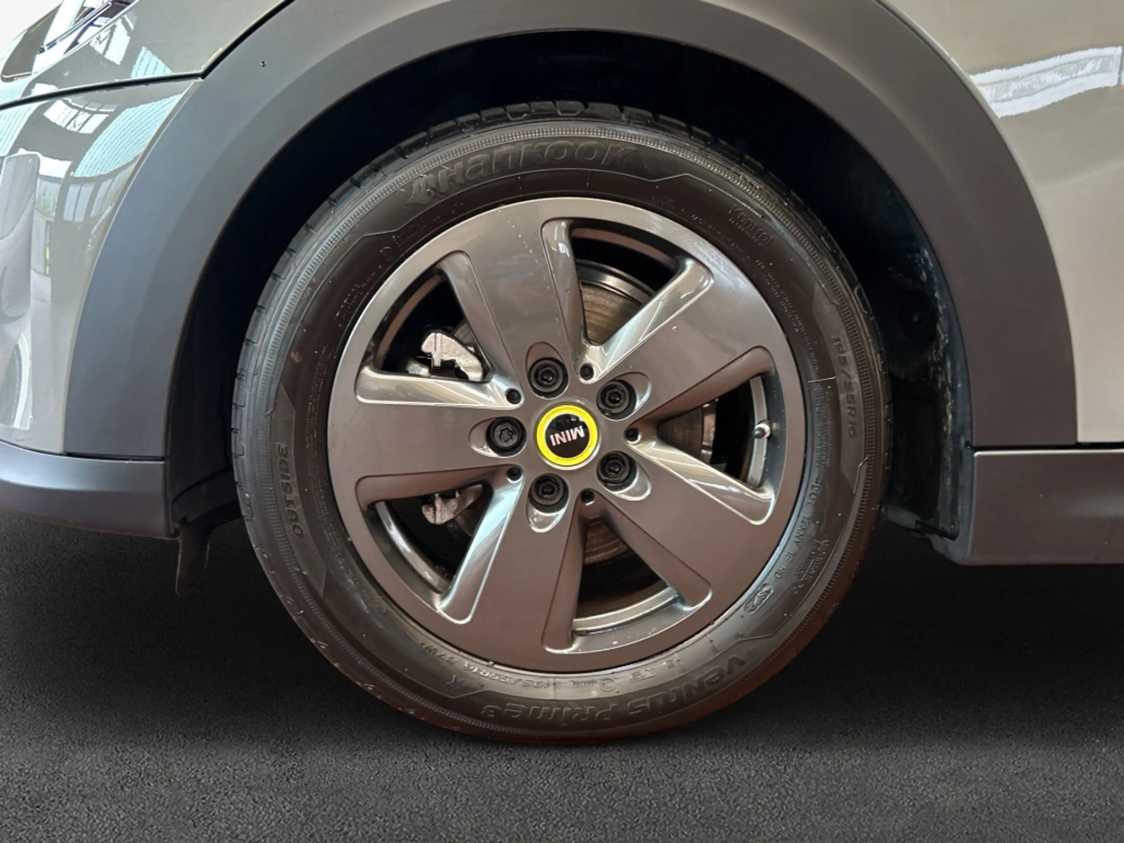 MINI Cooper SE Cooper SE Essential Trim LED Navi SHZ — photo 8