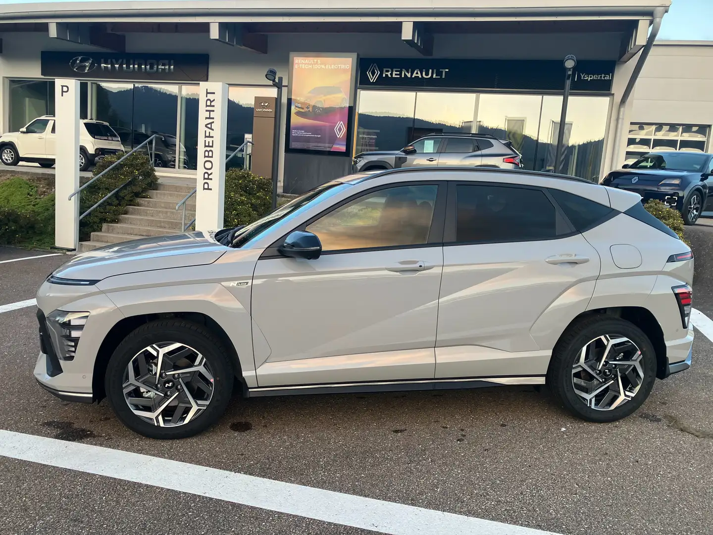 Hyundai KONA Kona SX2 HEV N Line 1,6 GDi 2WD Grau - 1
