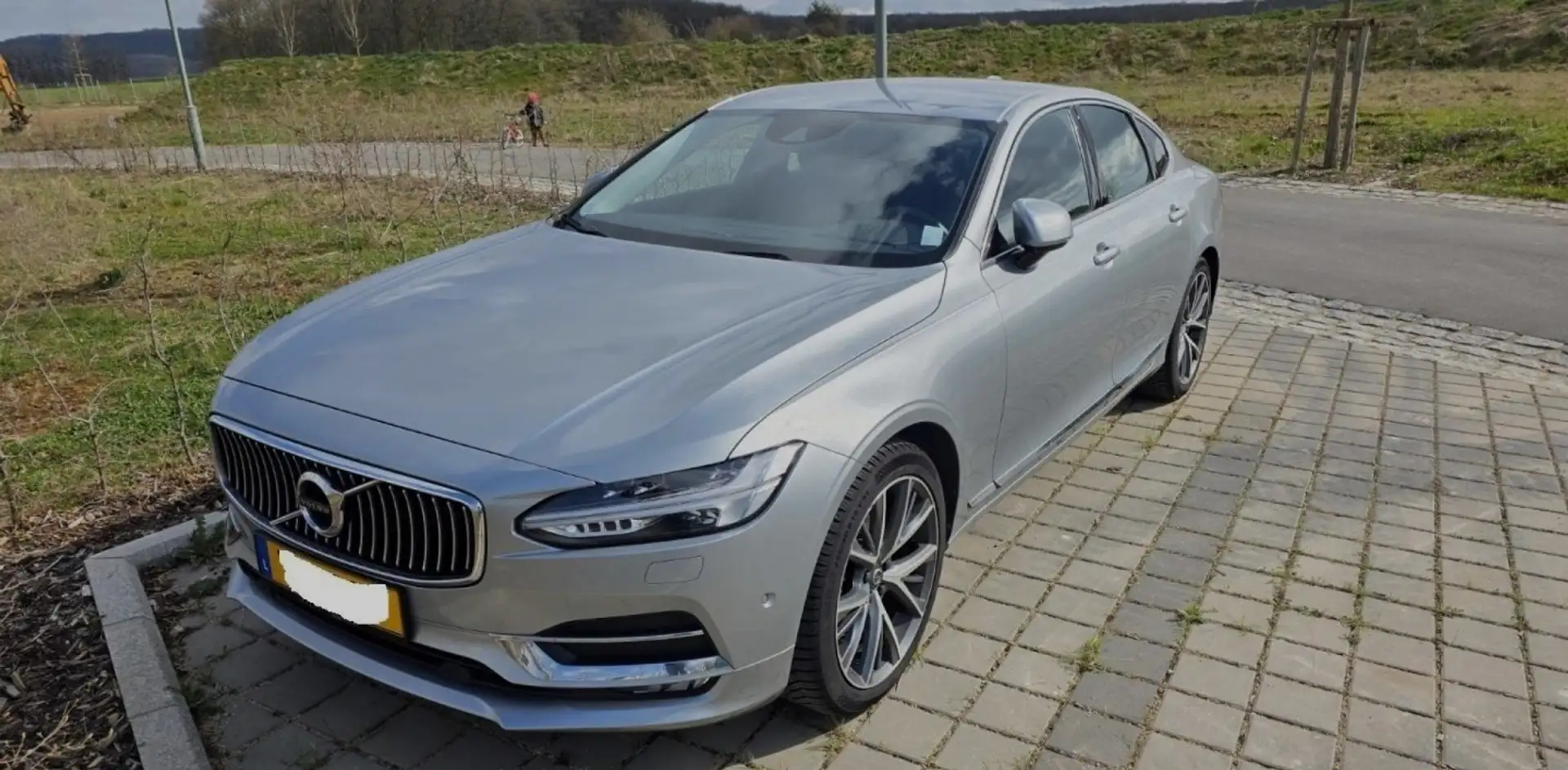 Volvo S90 D5 AWD Geartronic Inscription - 1