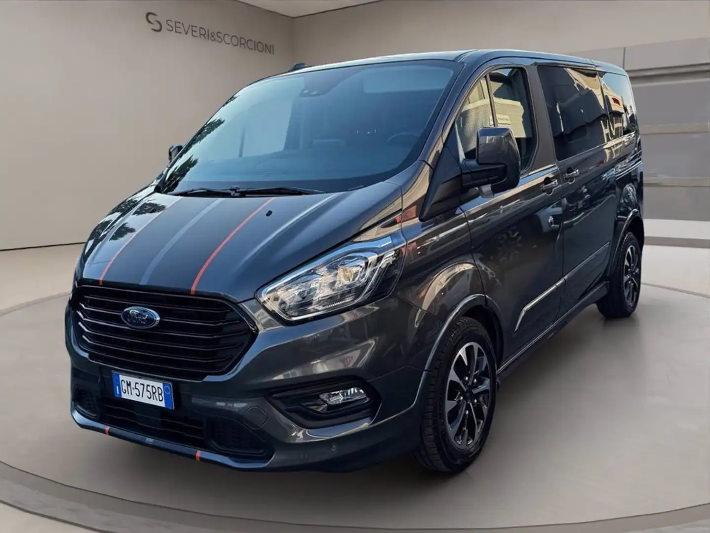 Ford Tourneo Custom 320 2.0 tdci 170cv Sport L1H1 auto E6.2 Grijs - 1