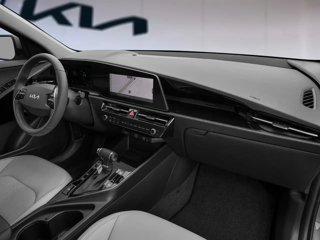 Kia Niro снимка Kia Niro