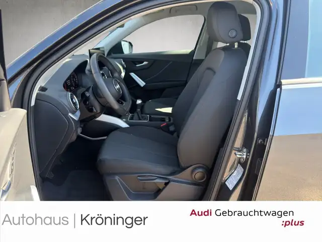 Audi Q2 view 7