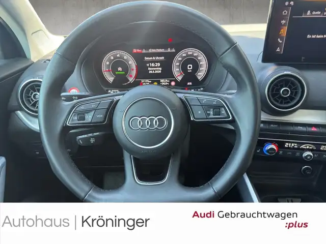 Audi Q2 view 11