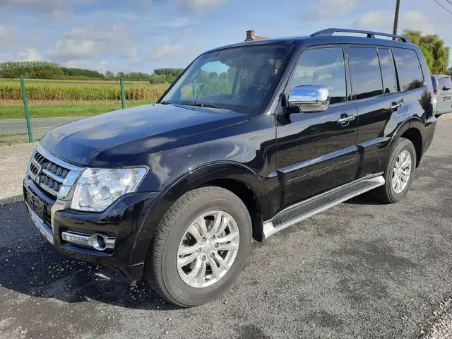 Mitsubishi Pajero Instyle automaat lichte vracht full option