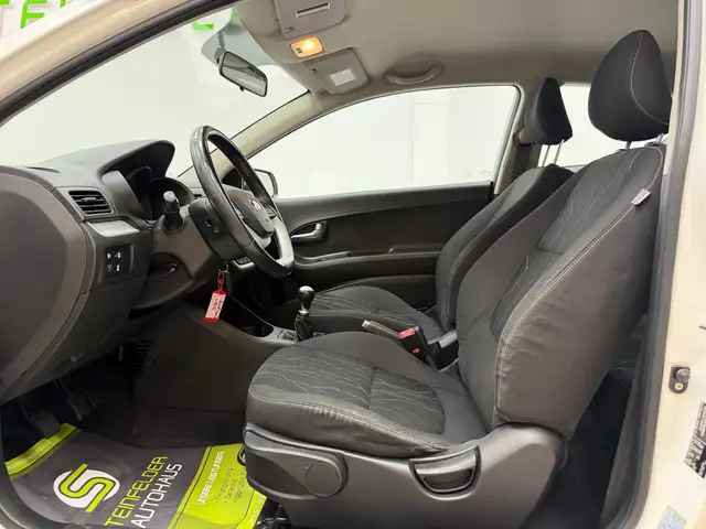 Kia Picanto view 11