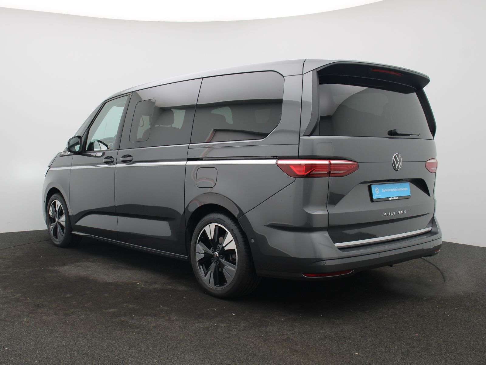 Volkswagen T7