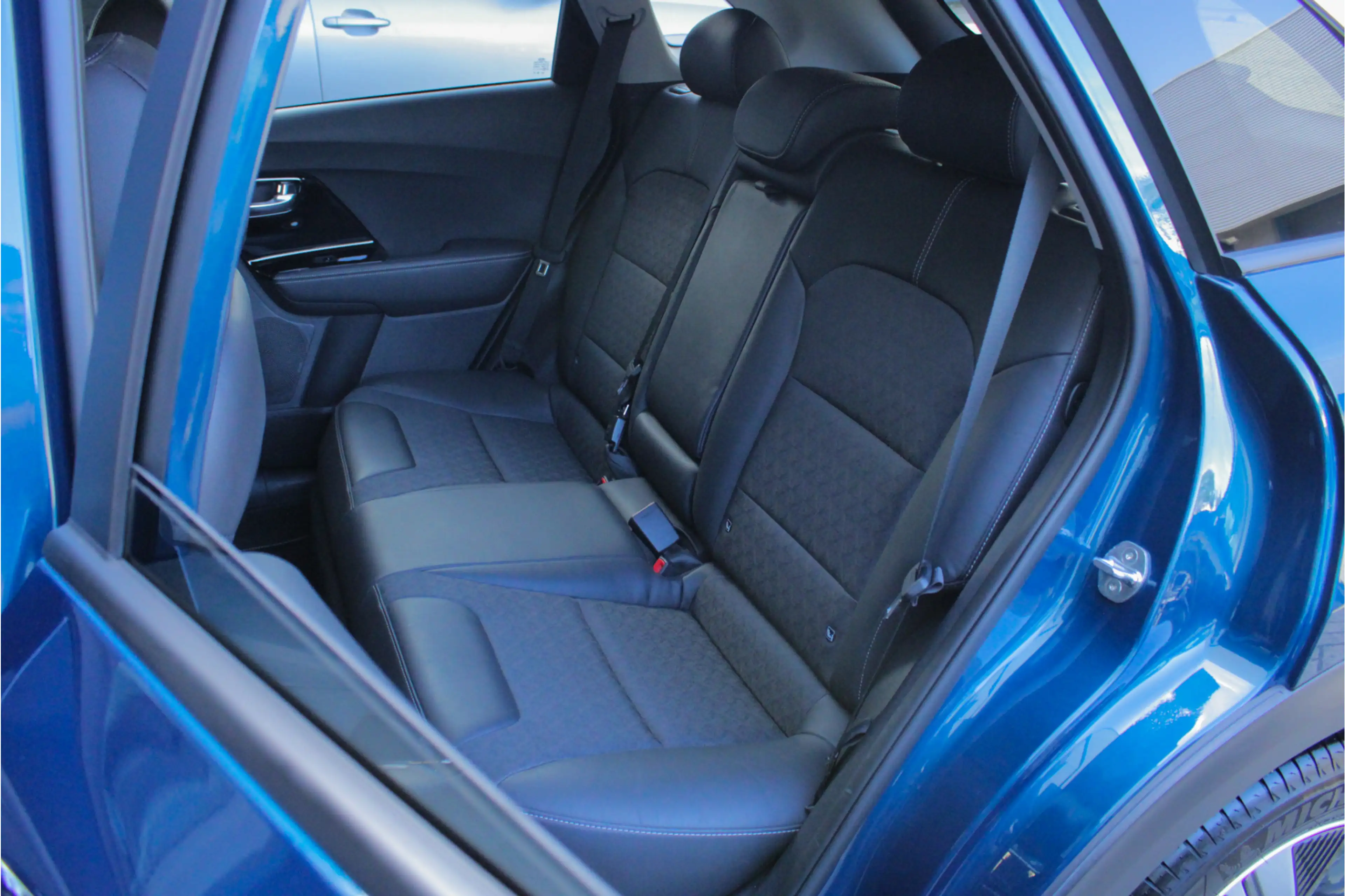 Kia Niro 1.6 GDi PHEV DynamicPlusLine |trekhaak|schuifdak|s — photo 35