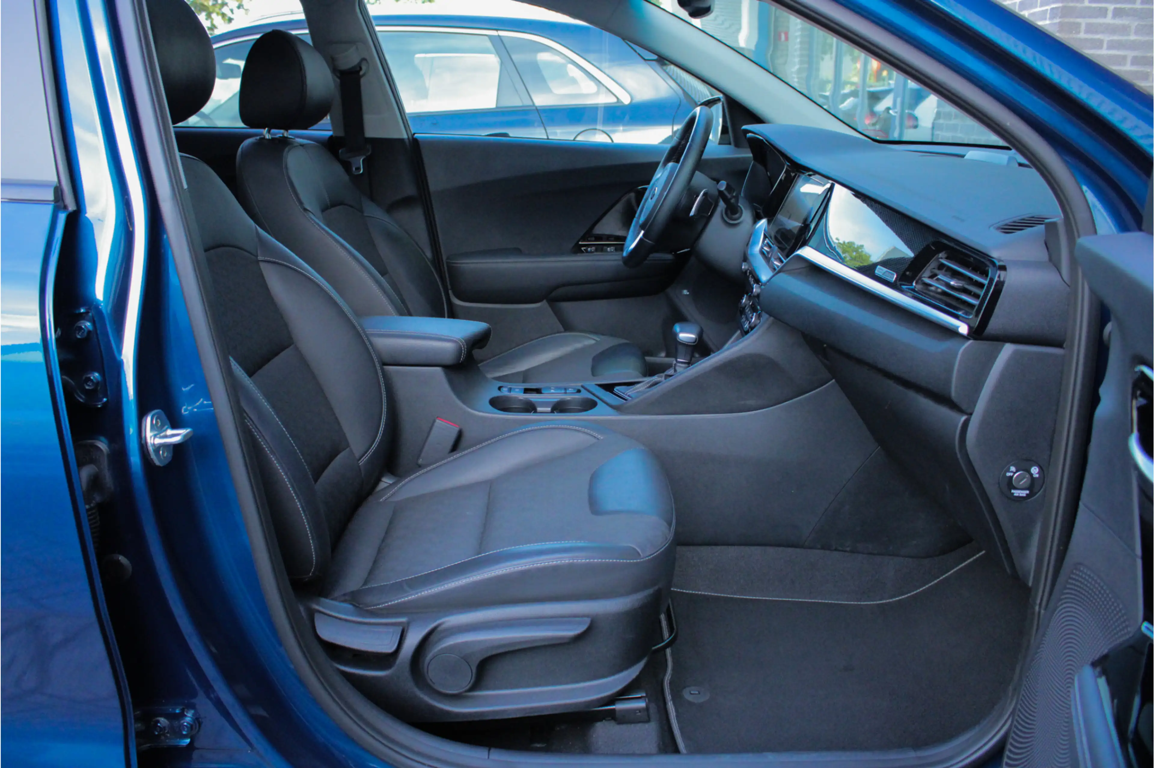 Kia Niro 1.6 GDi PHEV DynamicPlusLine |trekhaak|schuifdak|s — photo 25
