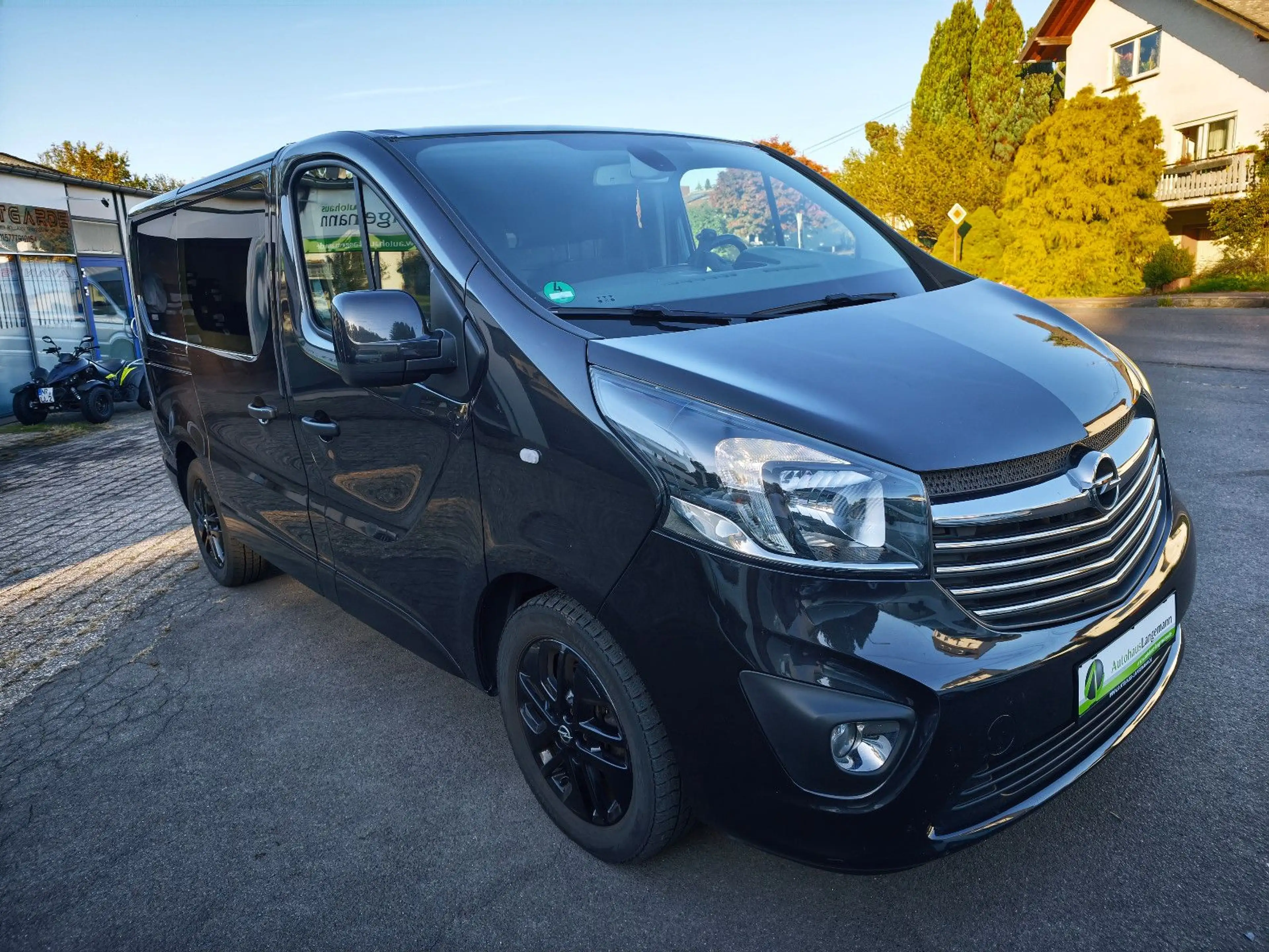 Opel Vivaro Kasten L1H1 2,7t NAVI KAMERA ALU AHK — photo 6