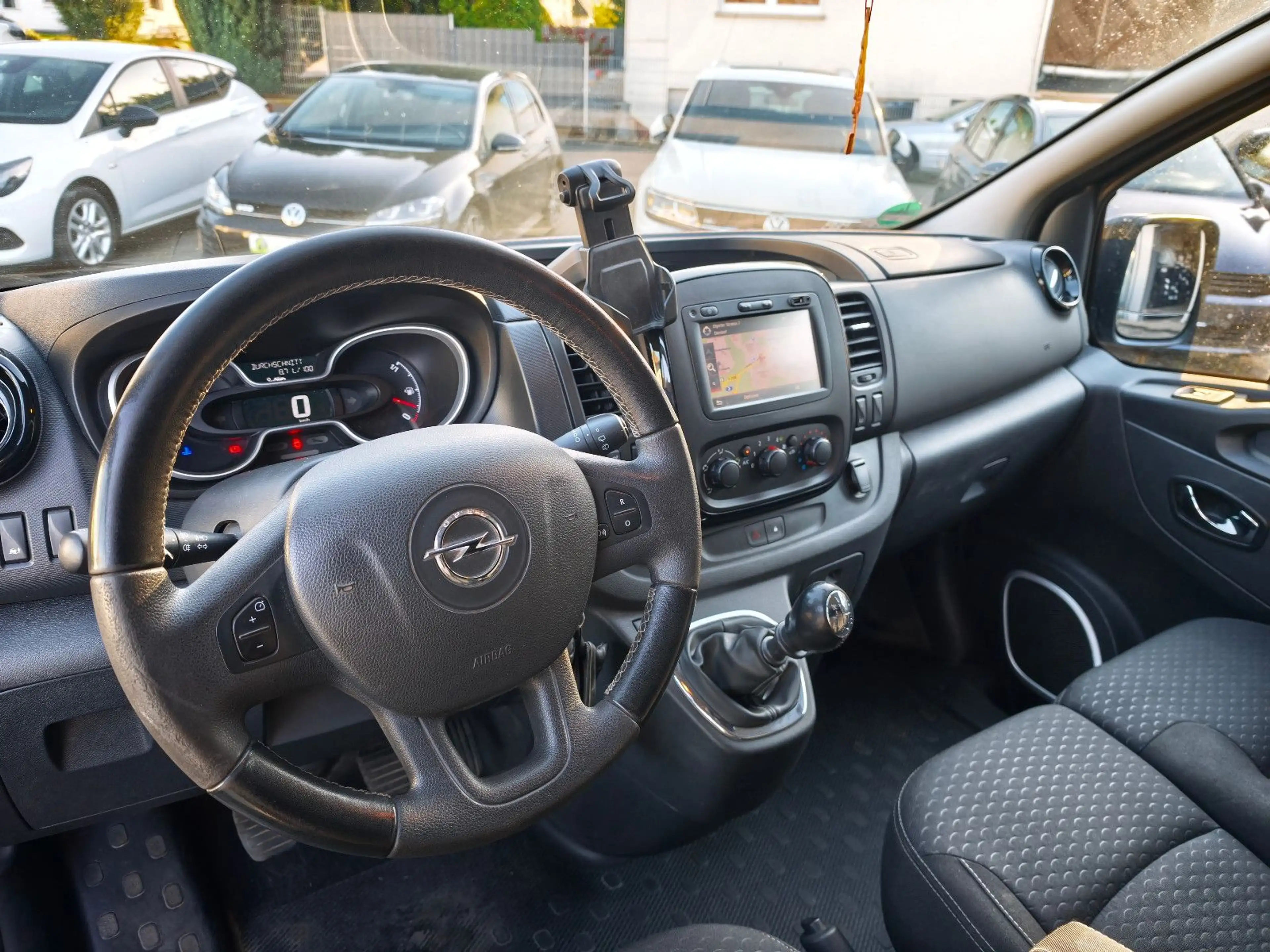 Opel Vivaro Kasten L1H1 2,7t NAVI KAMERA ALU AHK — photo 11