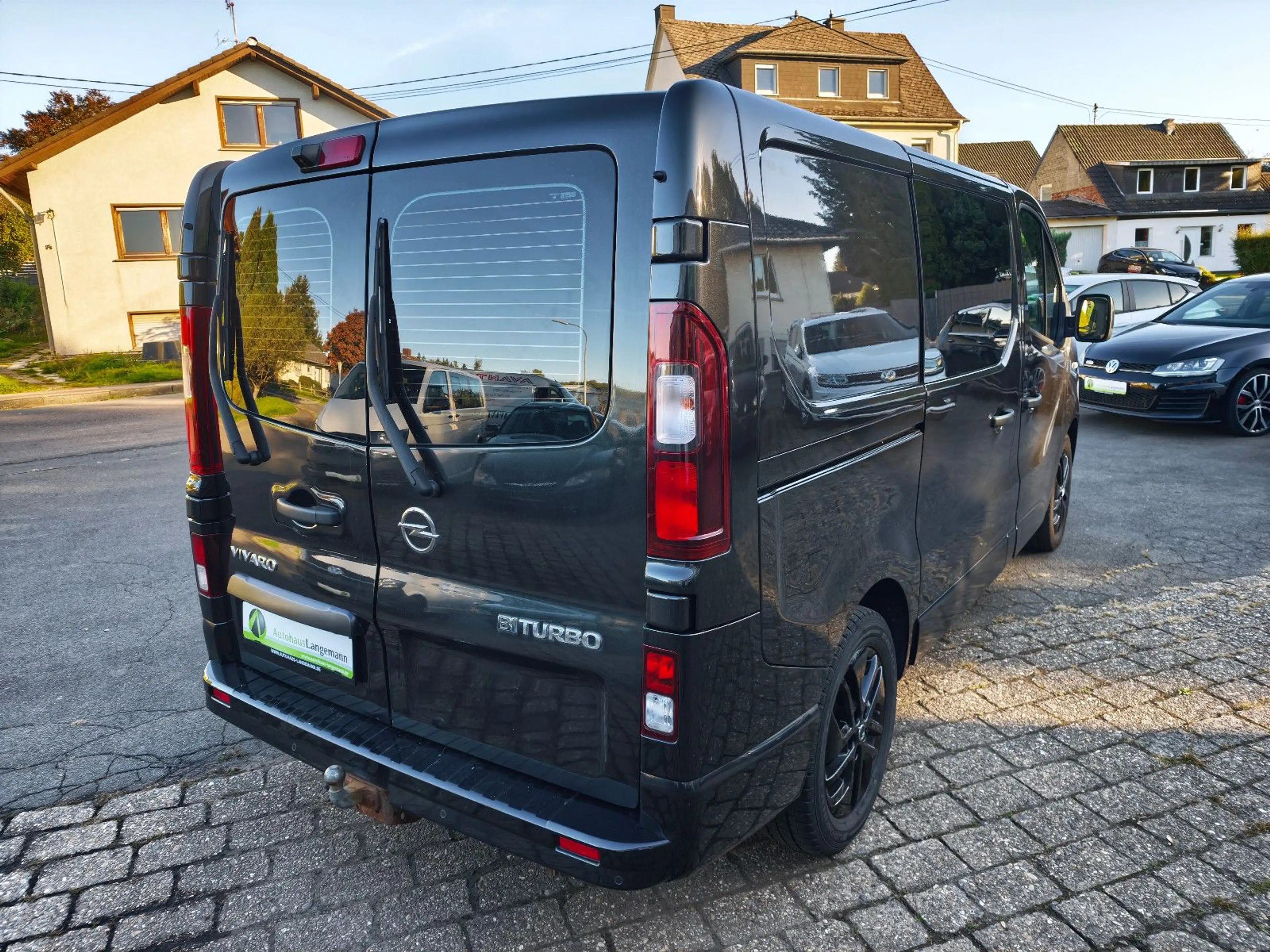 Opel Vivaro Kasten L1H1 2,7t NAVI KAMERA ALU AHK — photo 5