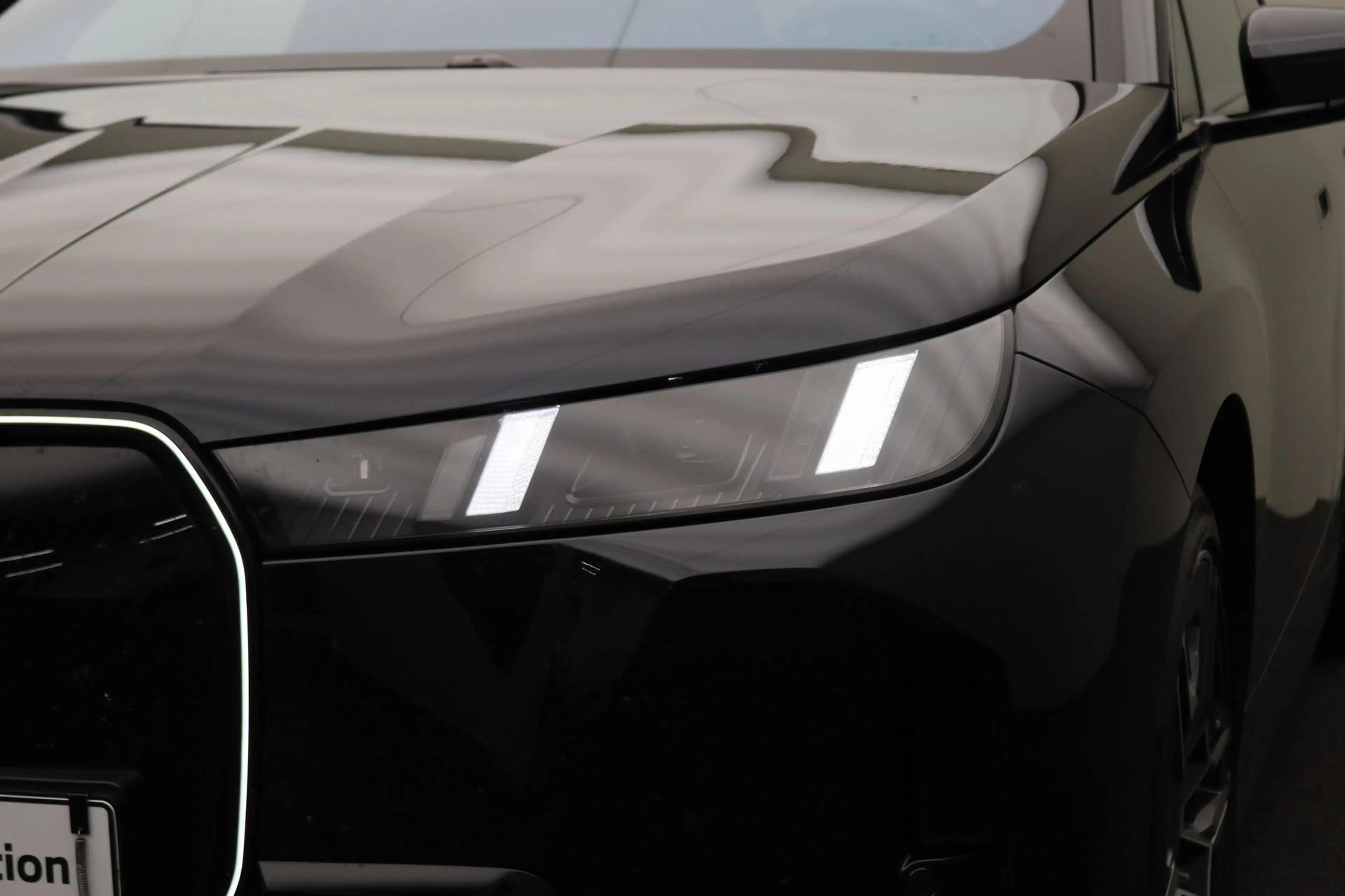 BMW iX xDrive60 112 kWh | M Sportpakket Pro | Achterasbes — photo 15