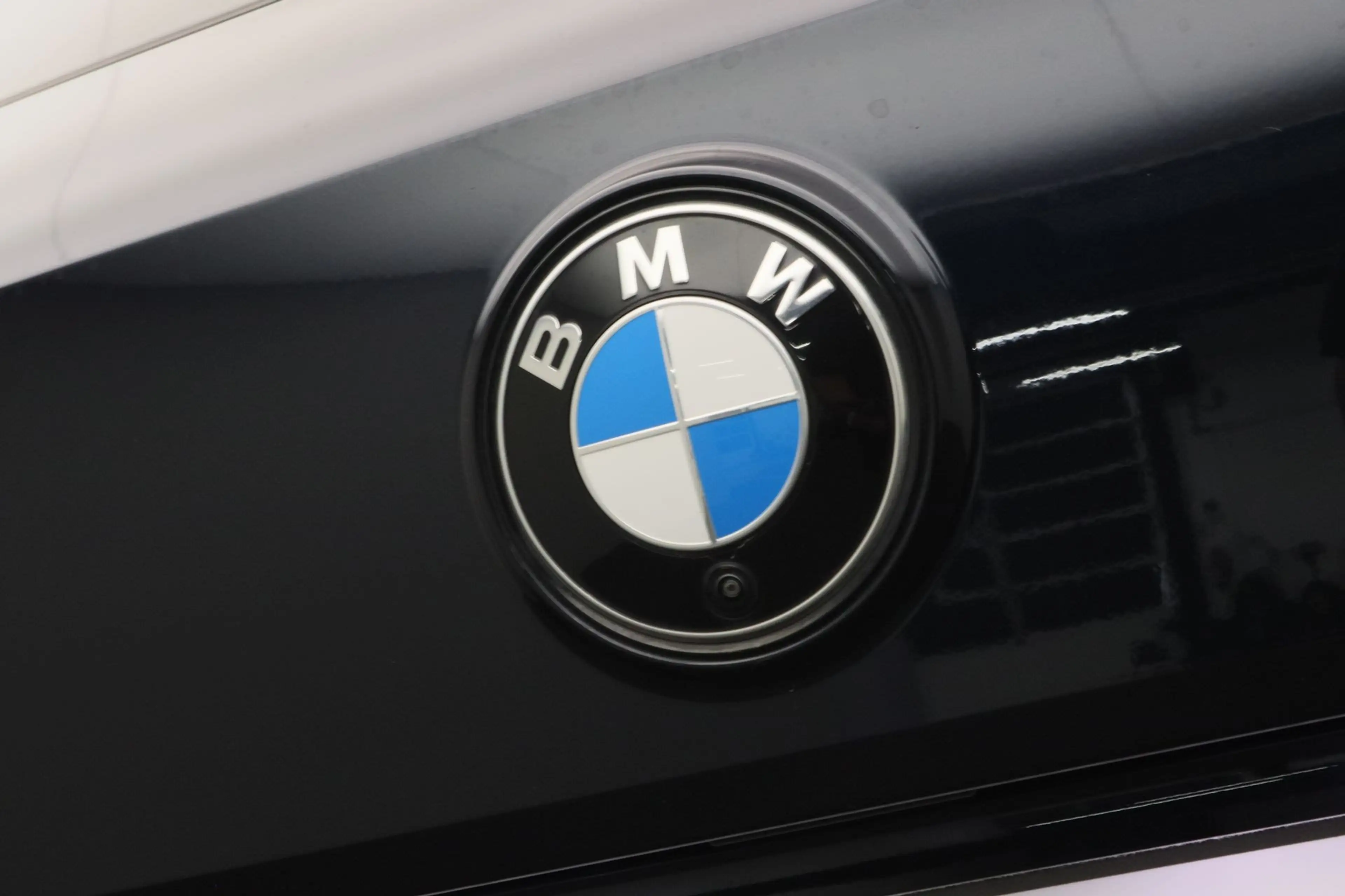 BMW iX xDrive60 112 kWh | M Sportpakket Pro | Achterasbes — photo 11