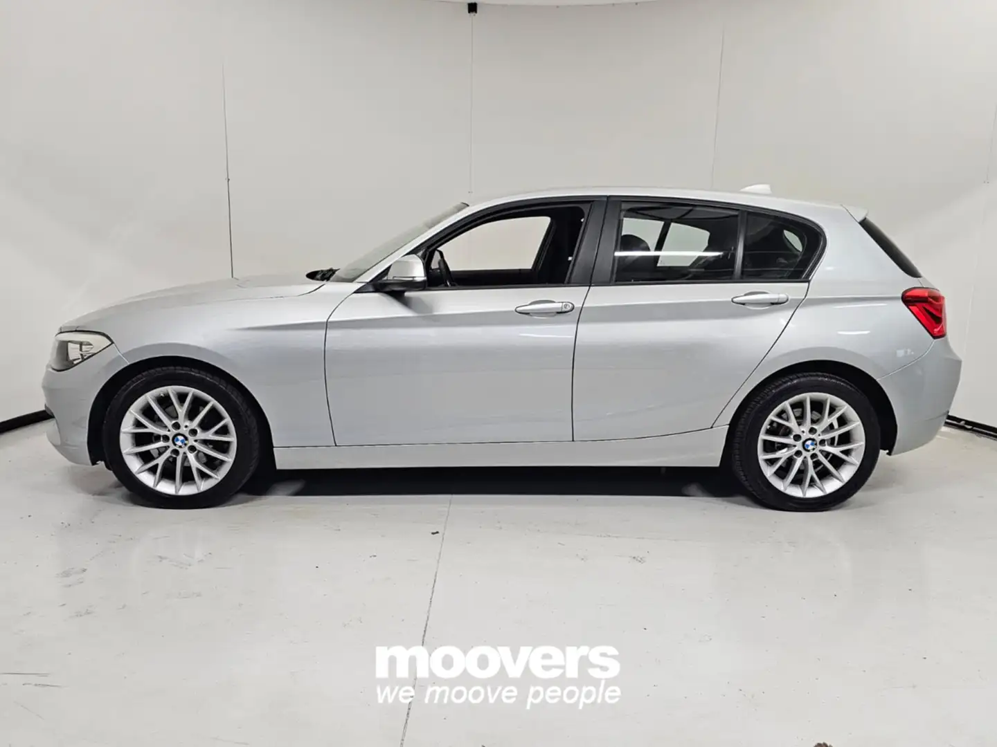 BMW 116 BMW 116d 5p. Business Grey - 2