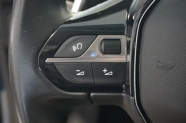 Peugeot 5008 view 13
