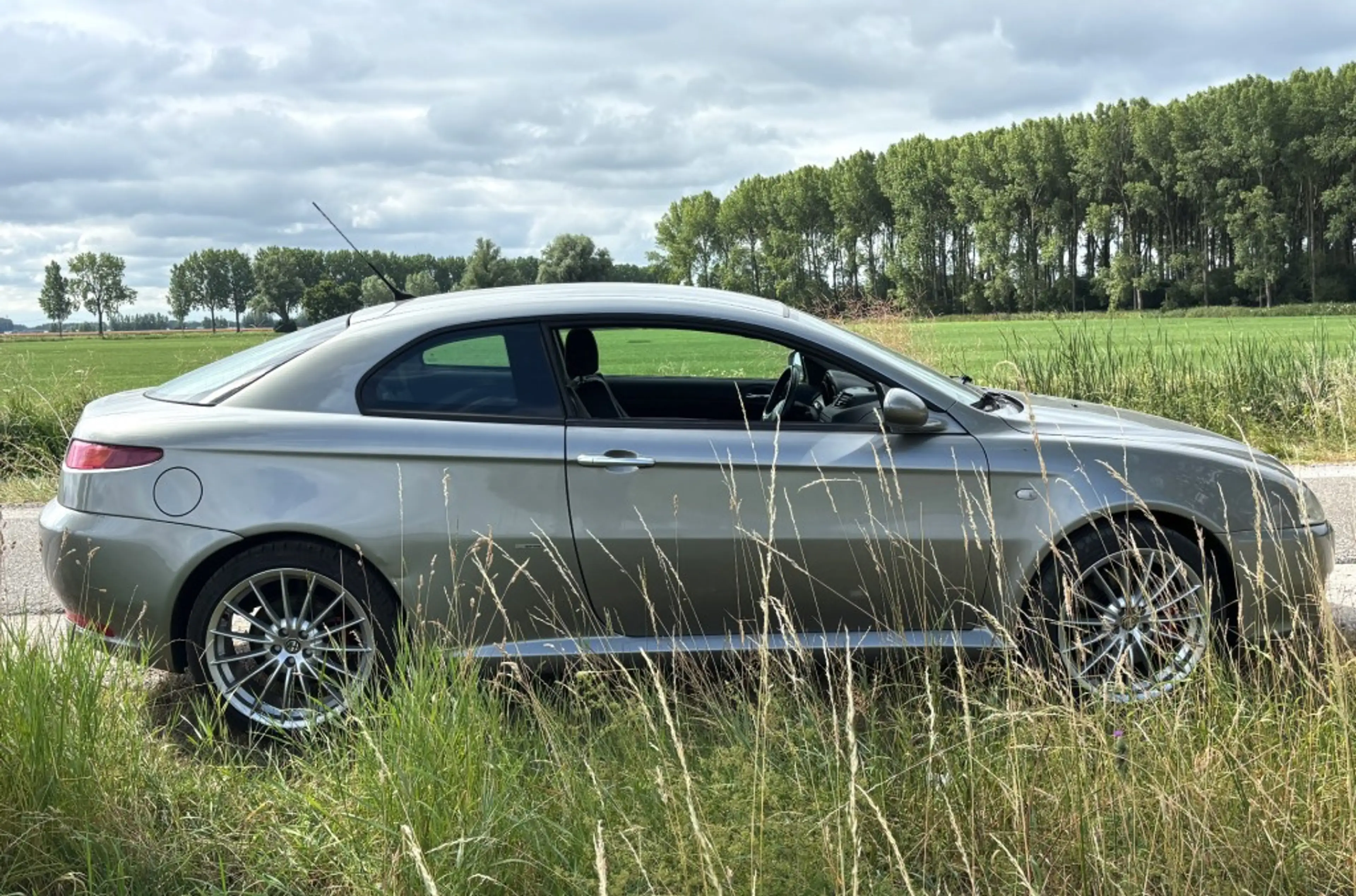 Alfa Romeo GT 3.2 V6 Busso  Q2 Diff.18'velgen Leder Bose org.NL — photo 4