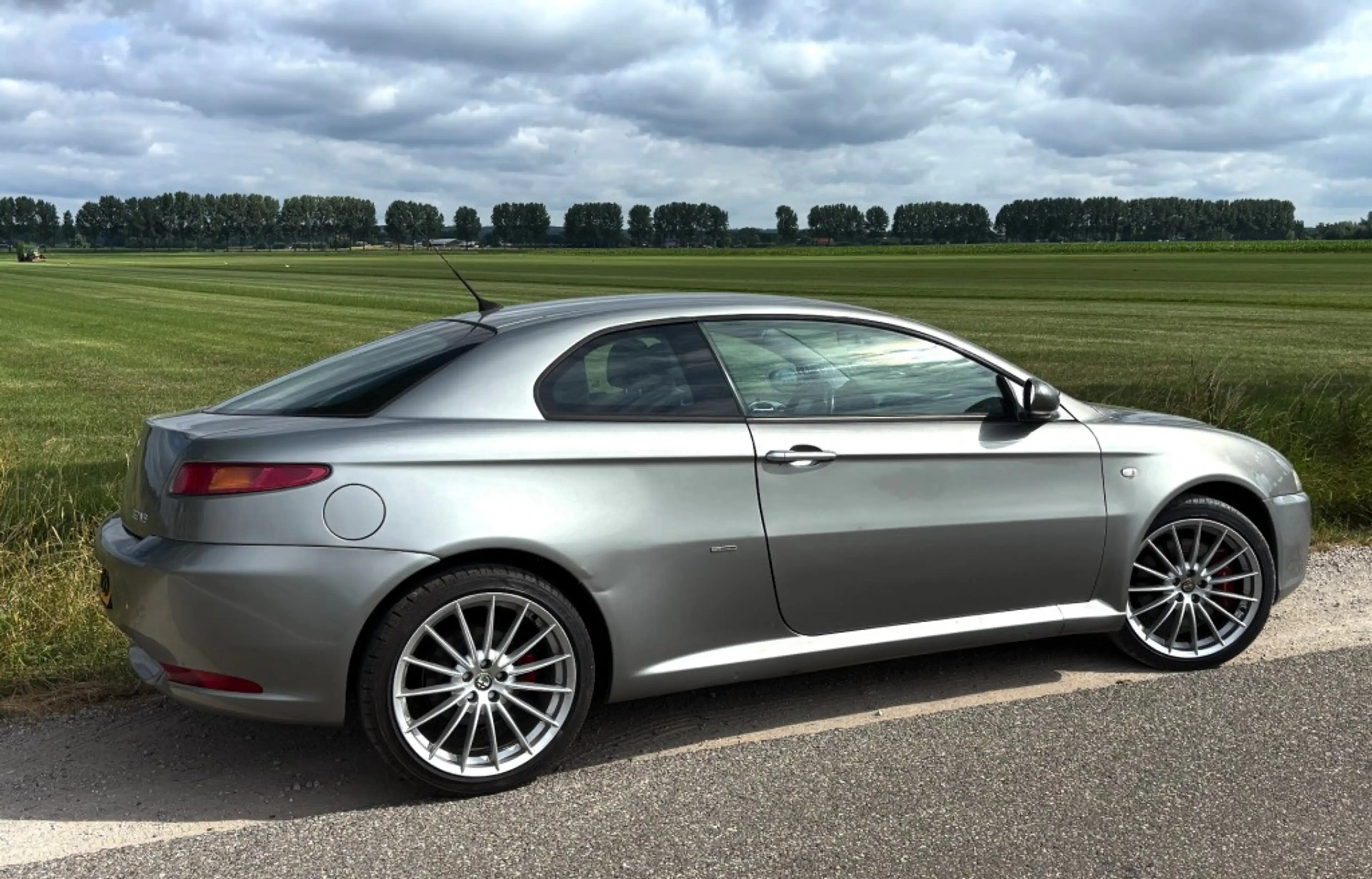 Alfa Romeo GT 3.2 V6 Busso  Q2 Diff.18'velgen Leder Bose org.NL — photo 2