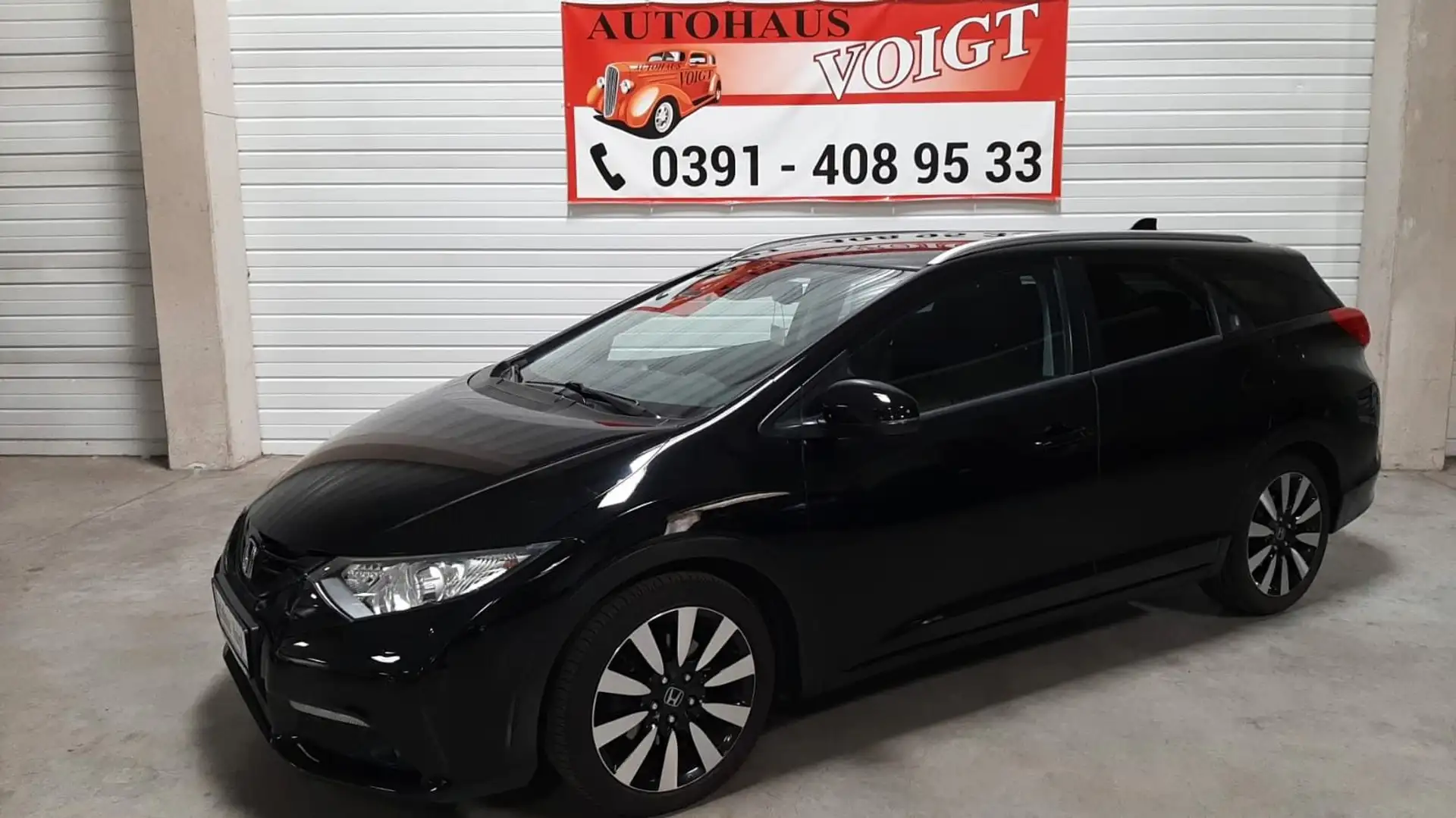 Honda Civic Tourer Executive Schwarz - 1