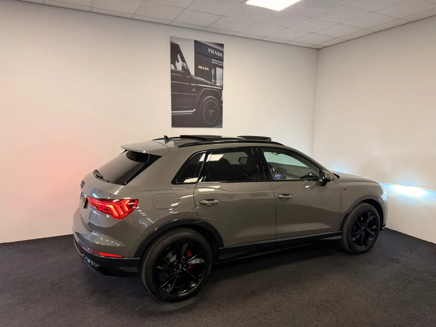 Audi Q3 35 TFSI Pro S-Line| Pano| Virtual| Matrix| Grün - 2