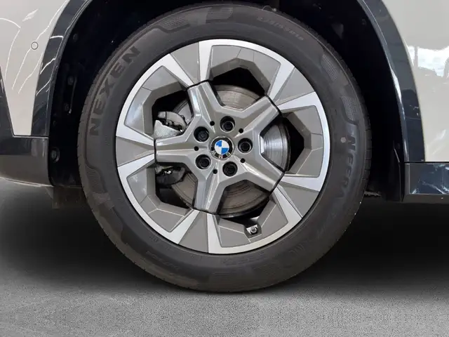 BMW X1 view 7