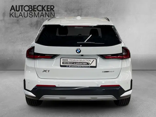 BMW X1 view 6