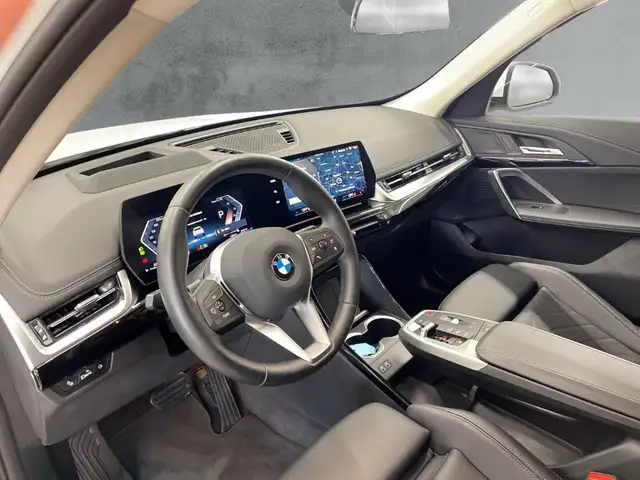 BMW X1 view 9