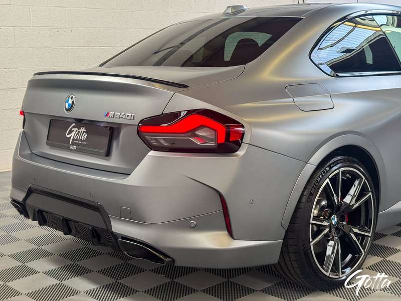 Photo du véhicule BMW 240
