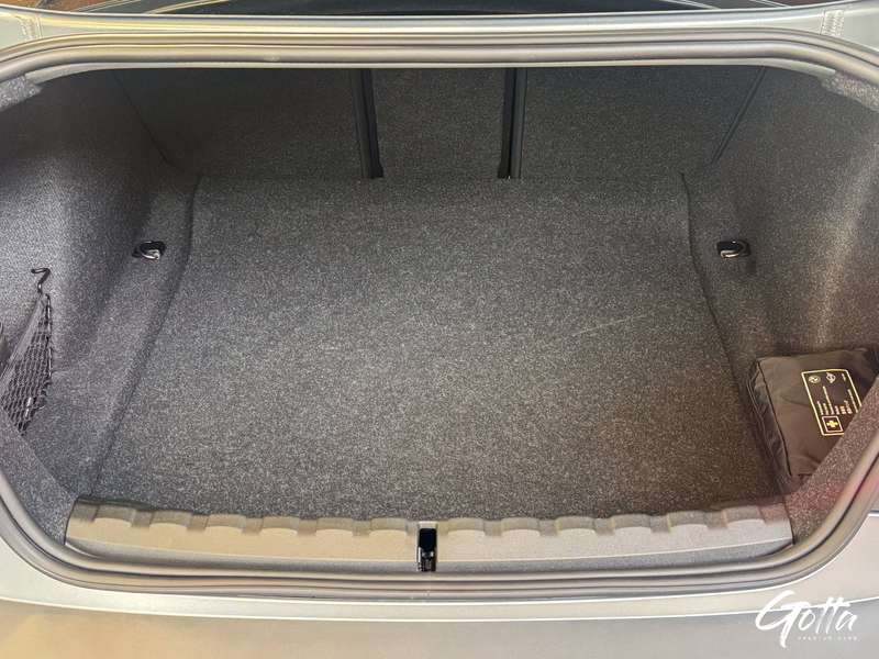 Photo du véhicule BMW 240