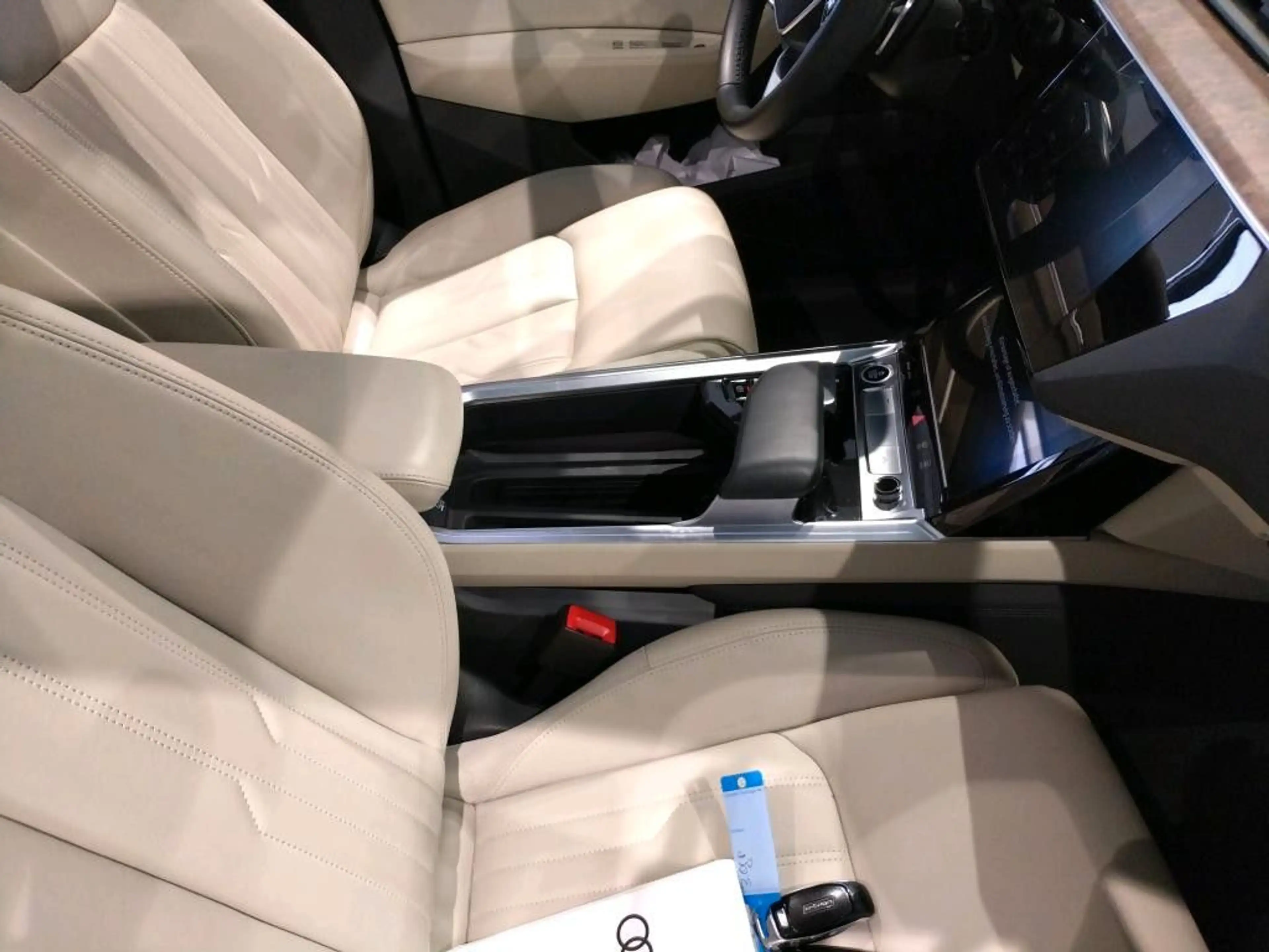 Audi e-tron 55 quattro advanced Pano*360°*Head Up*AIR — photo 8