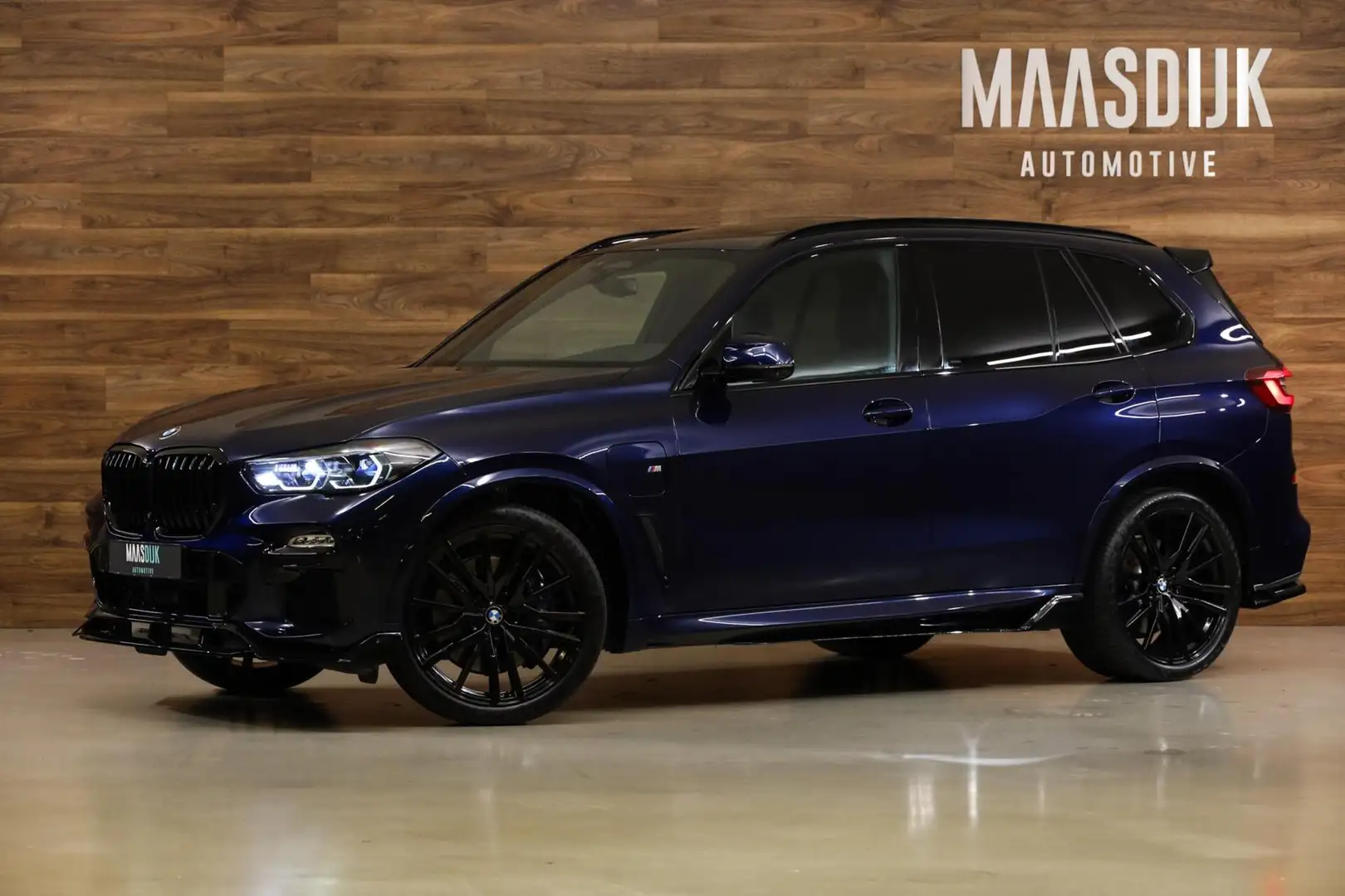 BMW X5 xDrive45e M-Sport|Skylounge|Ventilatie|ACC|HUD|Tre Blauw - 1