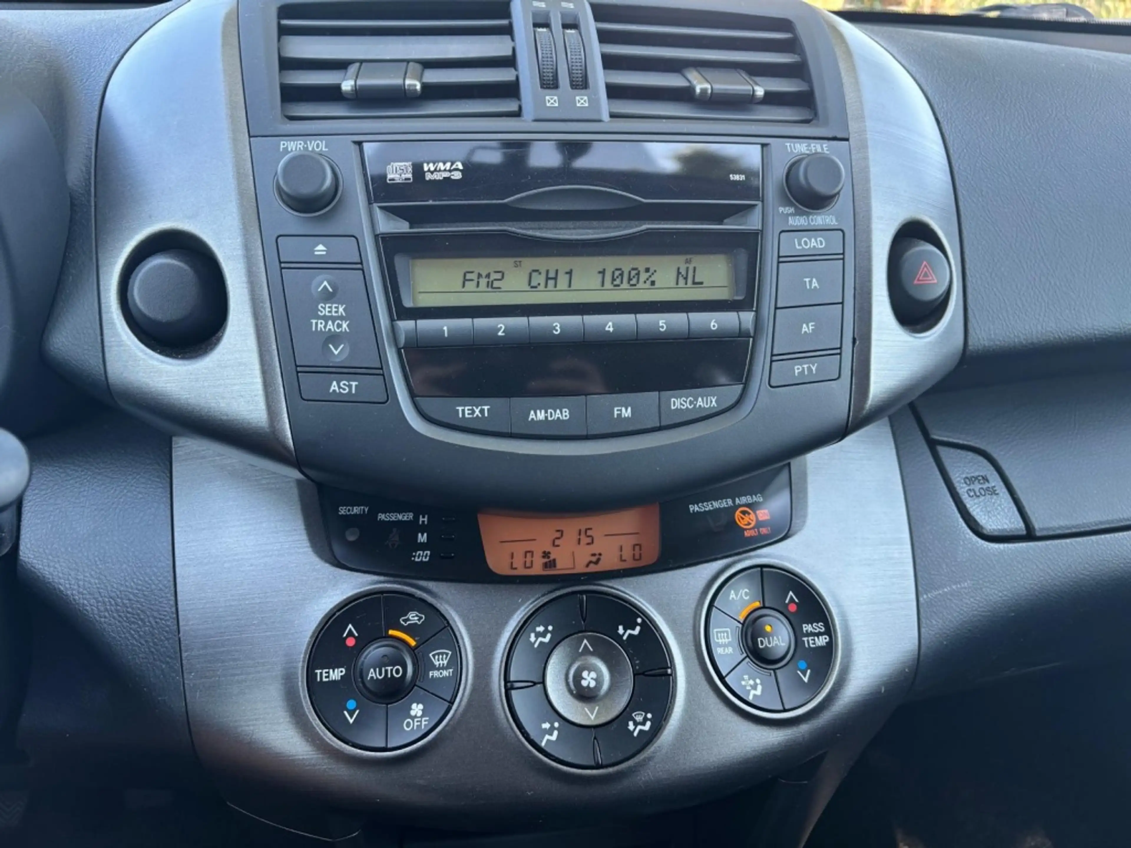 Toyota RAV 4 2.0 VVTi Dynamic 2WD — photo 20