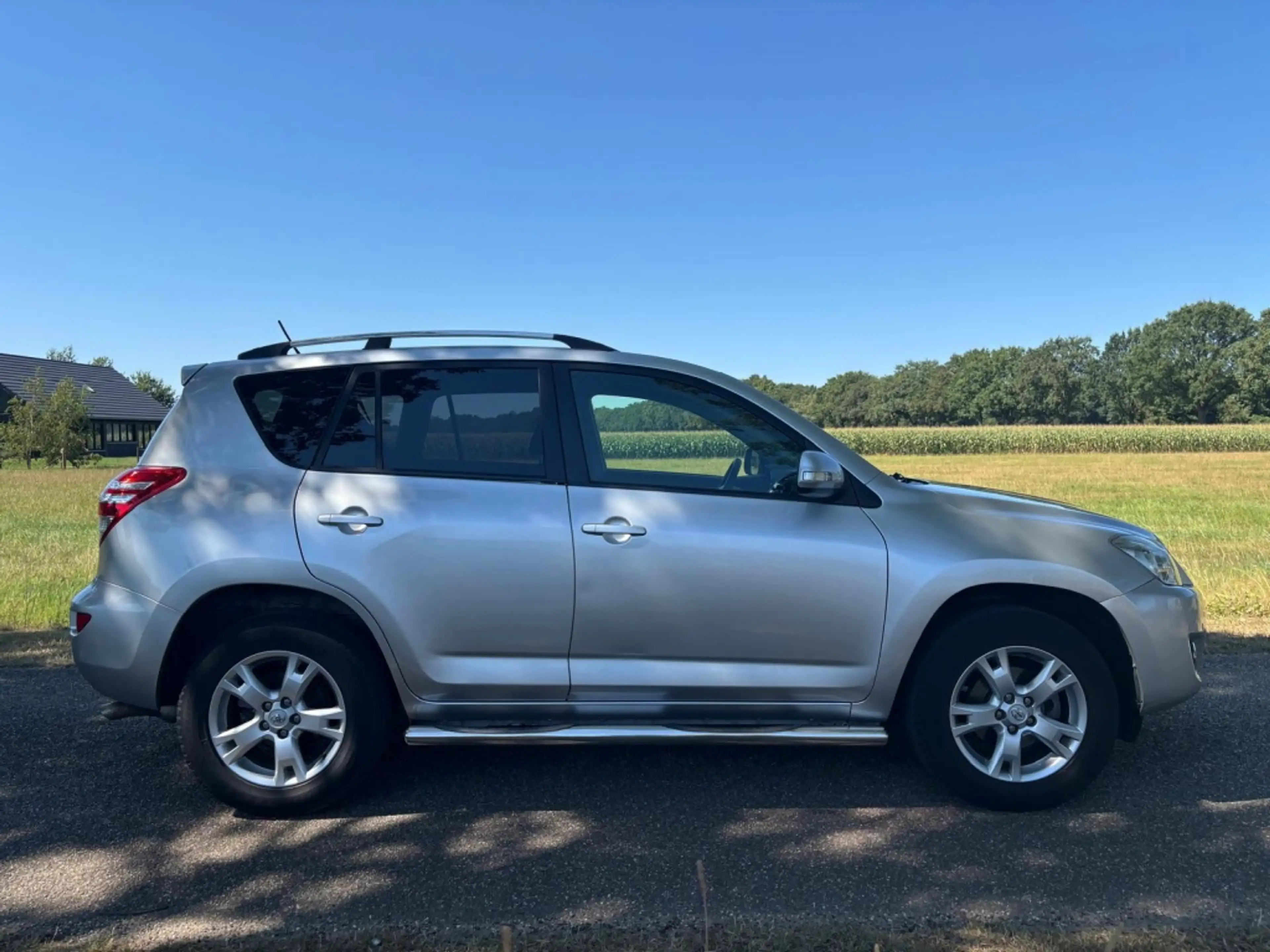Toyota RAV 4 2.0 VVTi Dynamic 2WD — photo 5