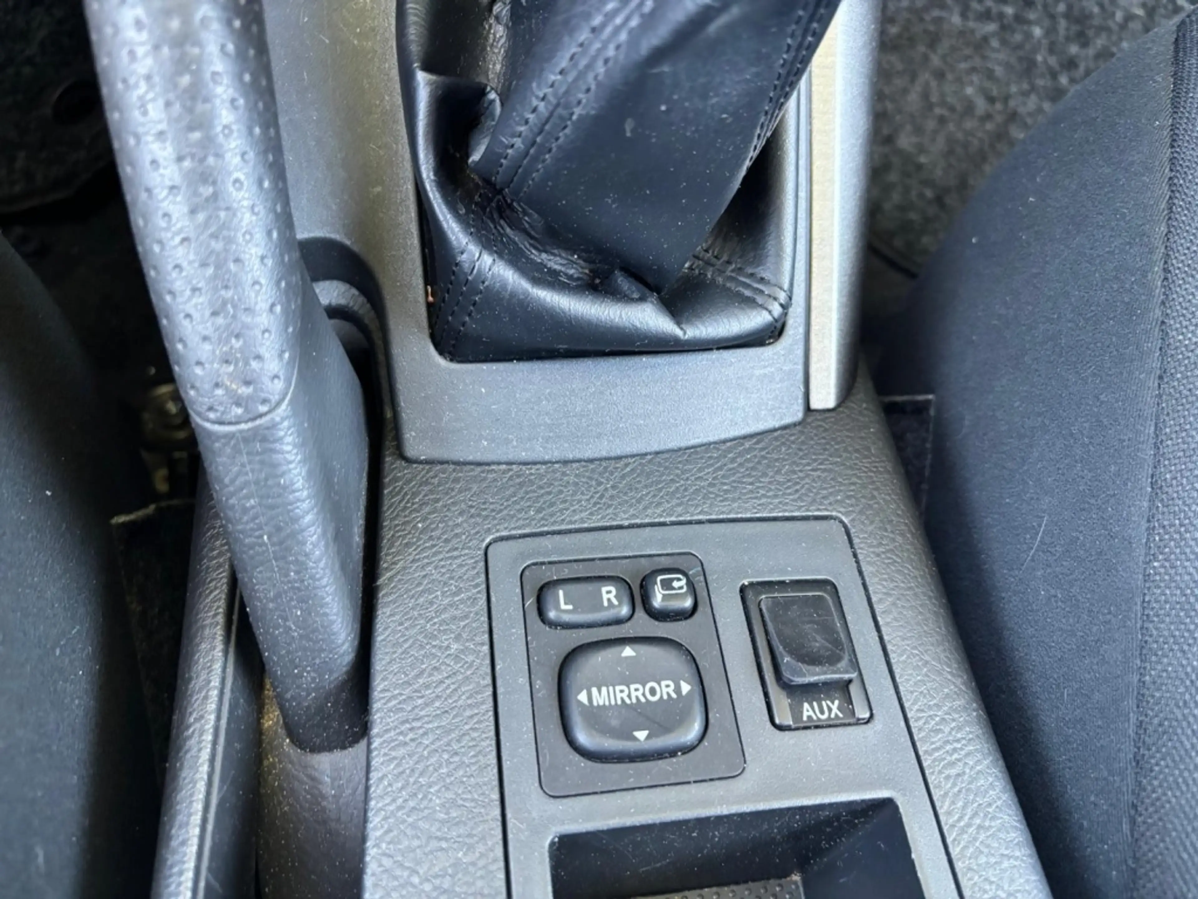 Toyota RAV 4 2.0 VVTi Dynamic 2WD — photo 22