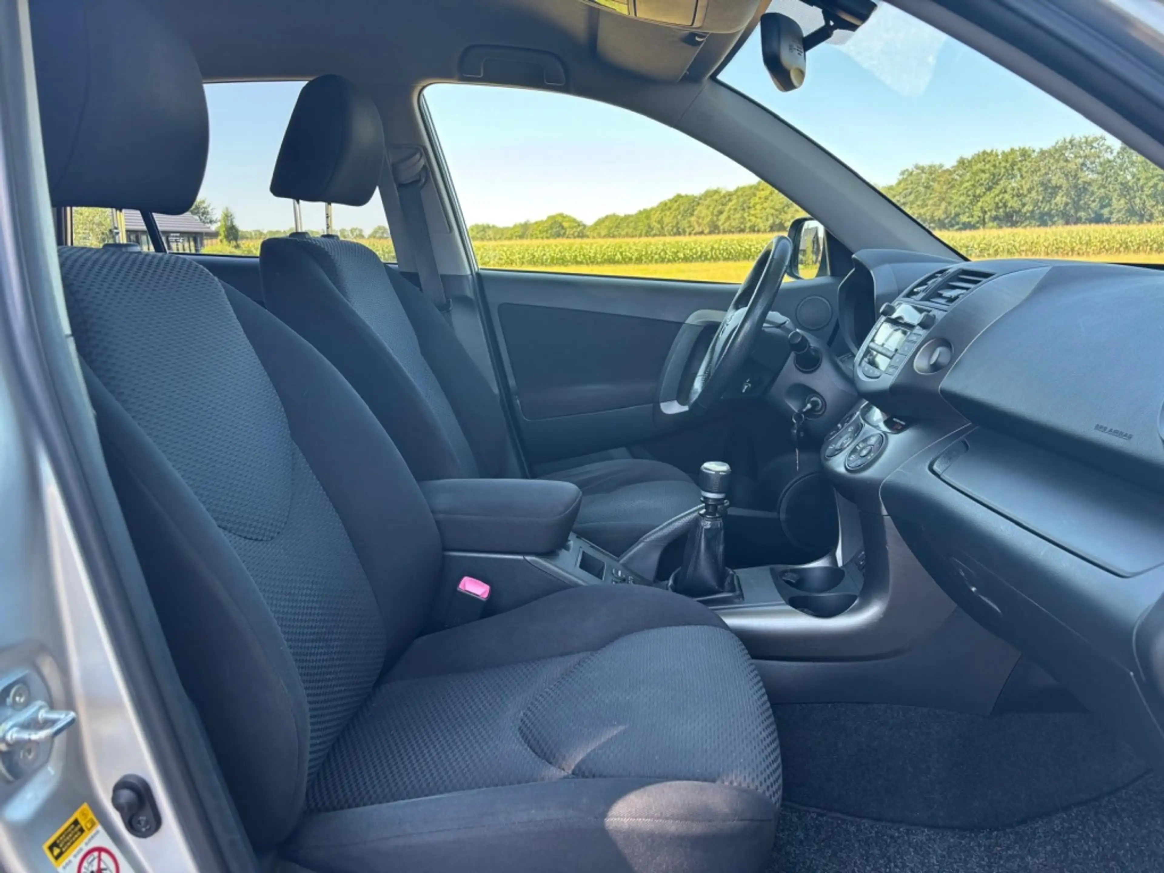 Toyota RAV 4 2.0 VVTi Dynamic 2WD — photo 13