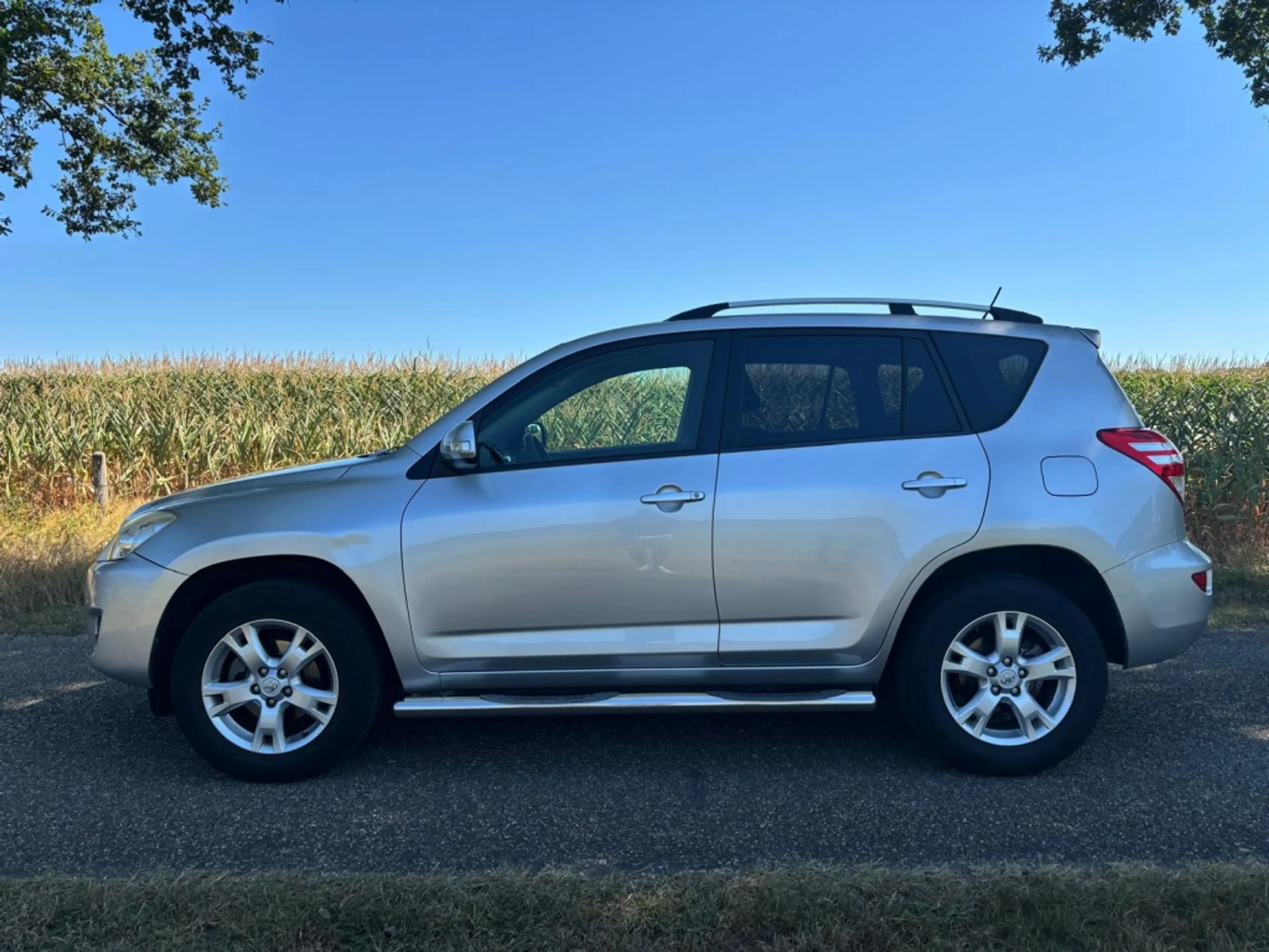 Toyota RAV 4 2.0 VVTi Dynamic 2WD — photo 4
