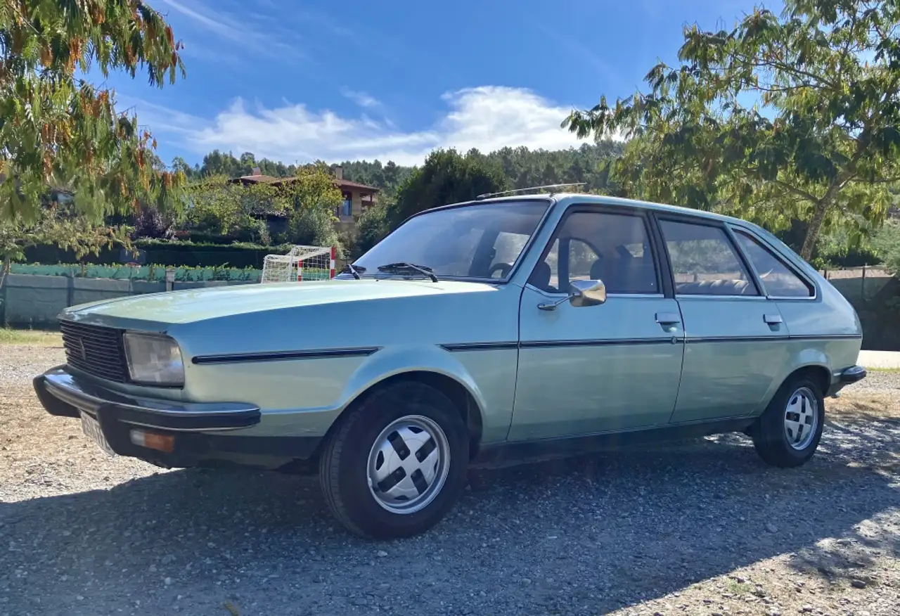 Renault R 18 Berlina Manual de 5 Puertas, foto 2