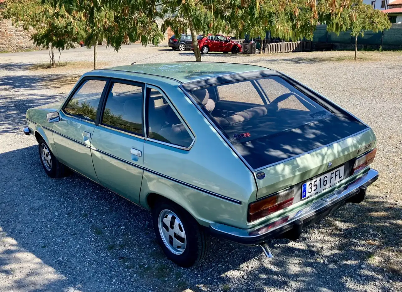 Renault R 18 Berlina Manual de 5 Puertas, foto 4