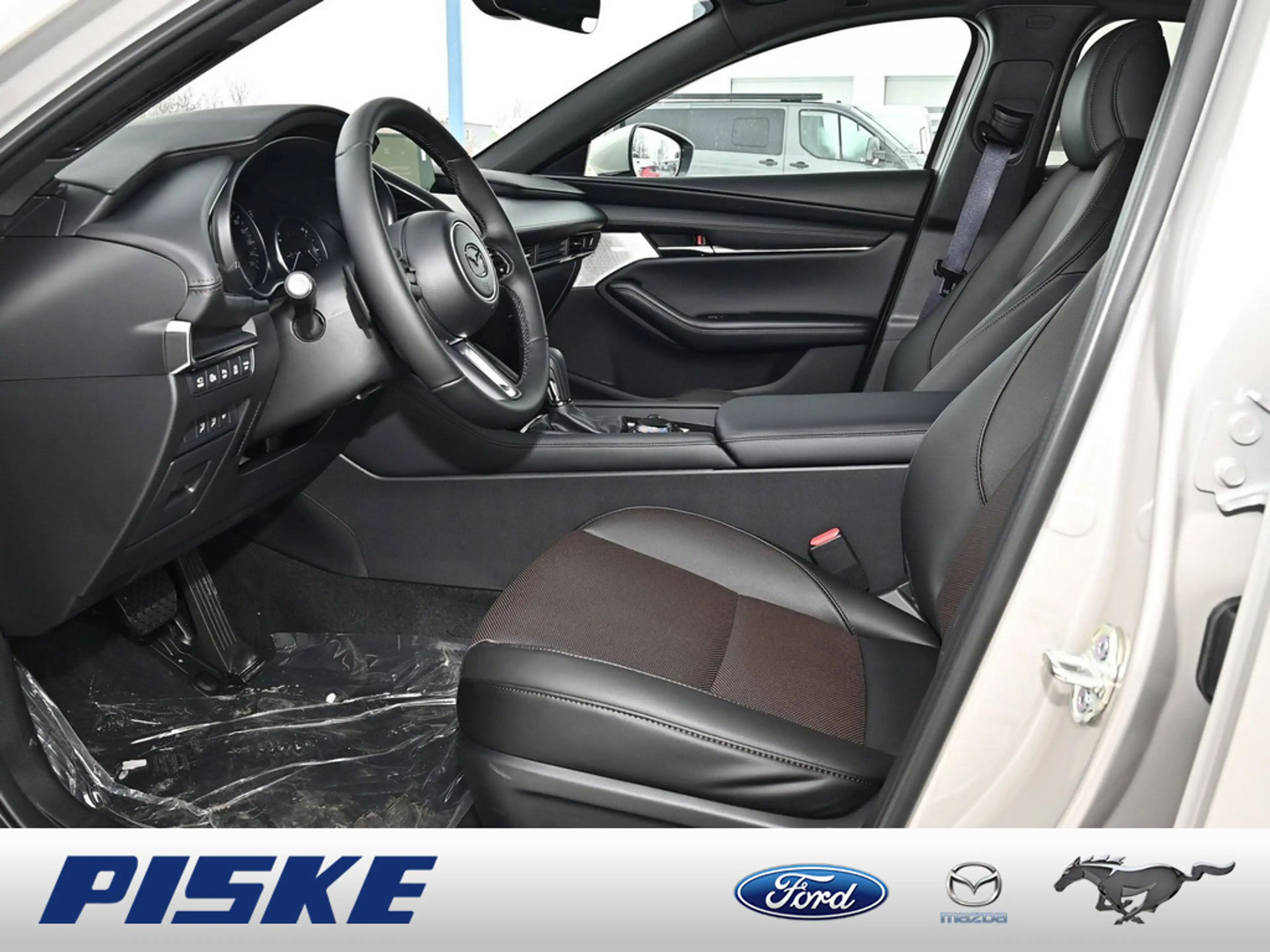 Mazda 3 Takumi BOSE NAVI ACC HUD MATRIX-LED 360° — photo 7