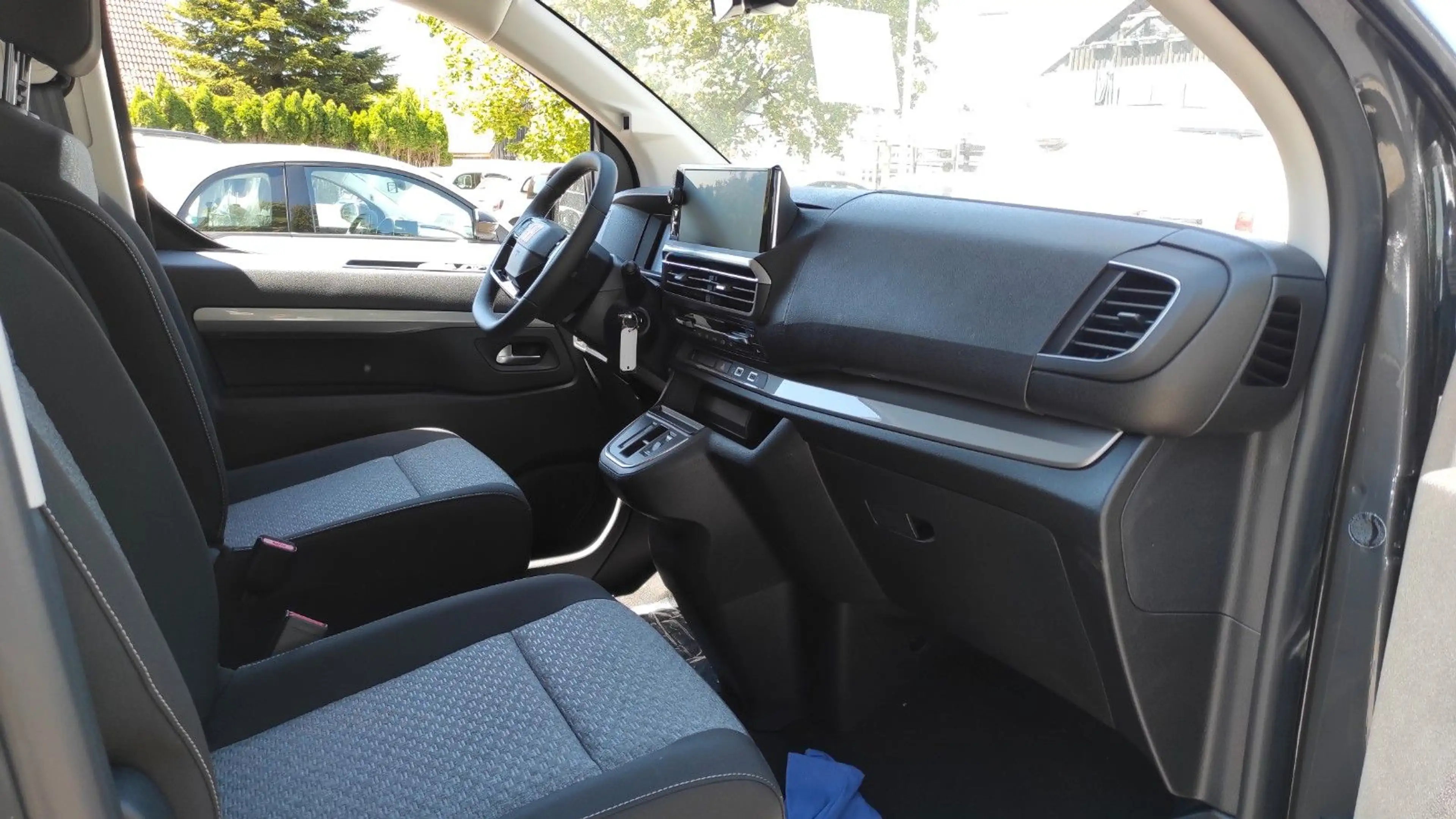 Fiat Ulysse 2.2 ICON 180 AT8 L3 — photo 9