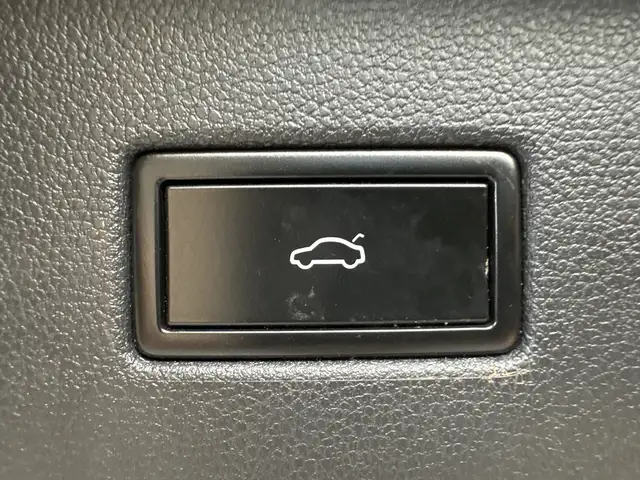 Volkswagen Tiguan view 7