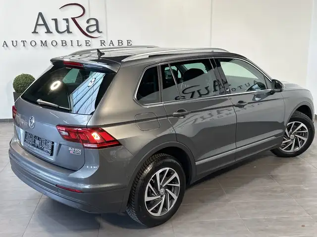 Volkswagen Tiguan view 5