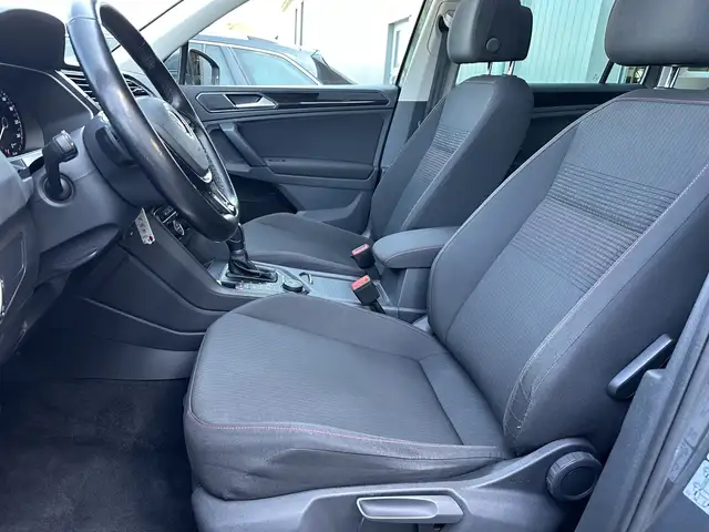 Volkswagen Tiguan view 14