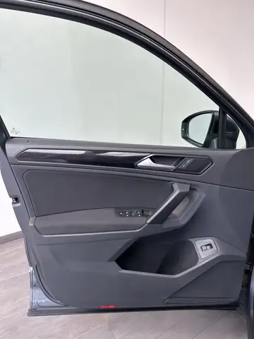 Volkswagen Tiguan view 10